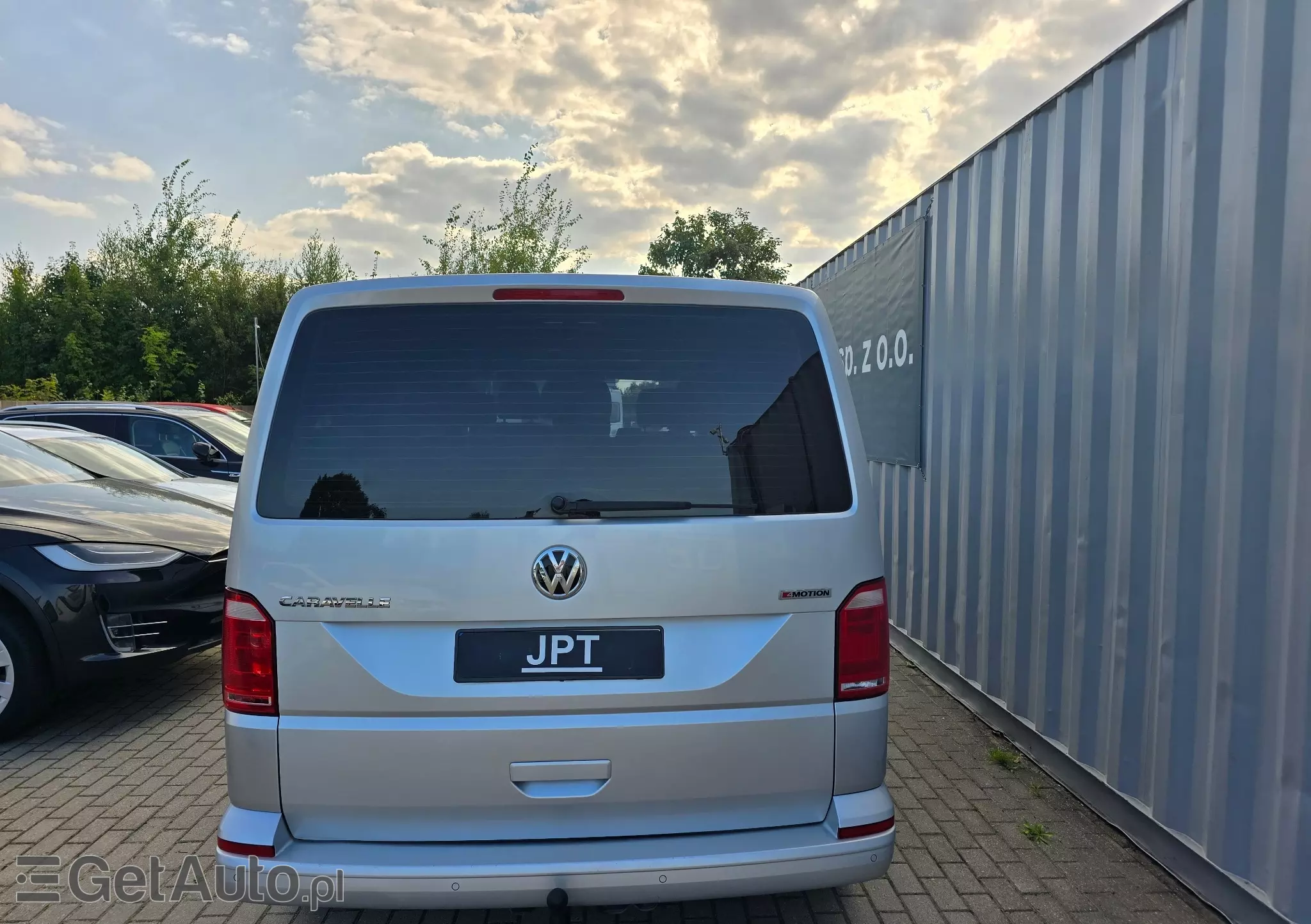 VOLKSWAGEN Caravelle 