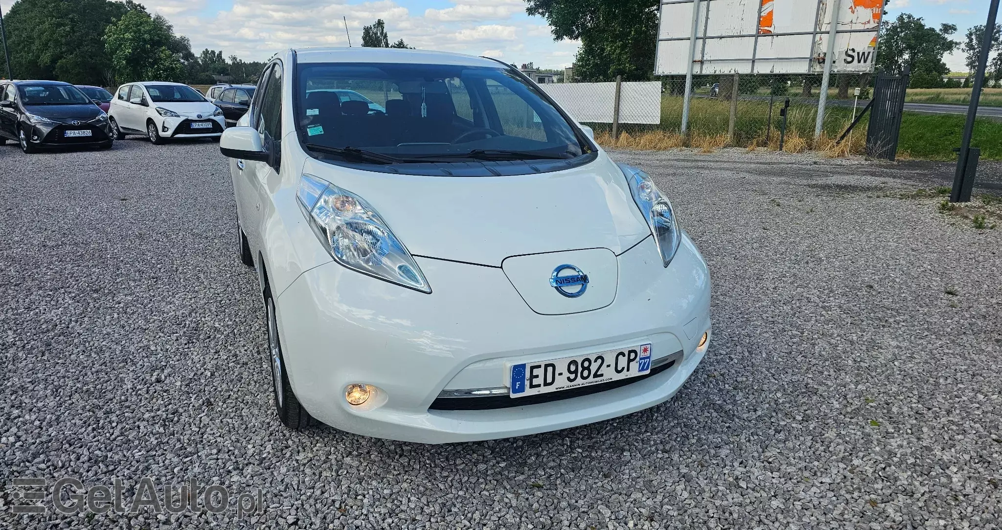 NISSAN Leaf Visia 24kWh Aut.