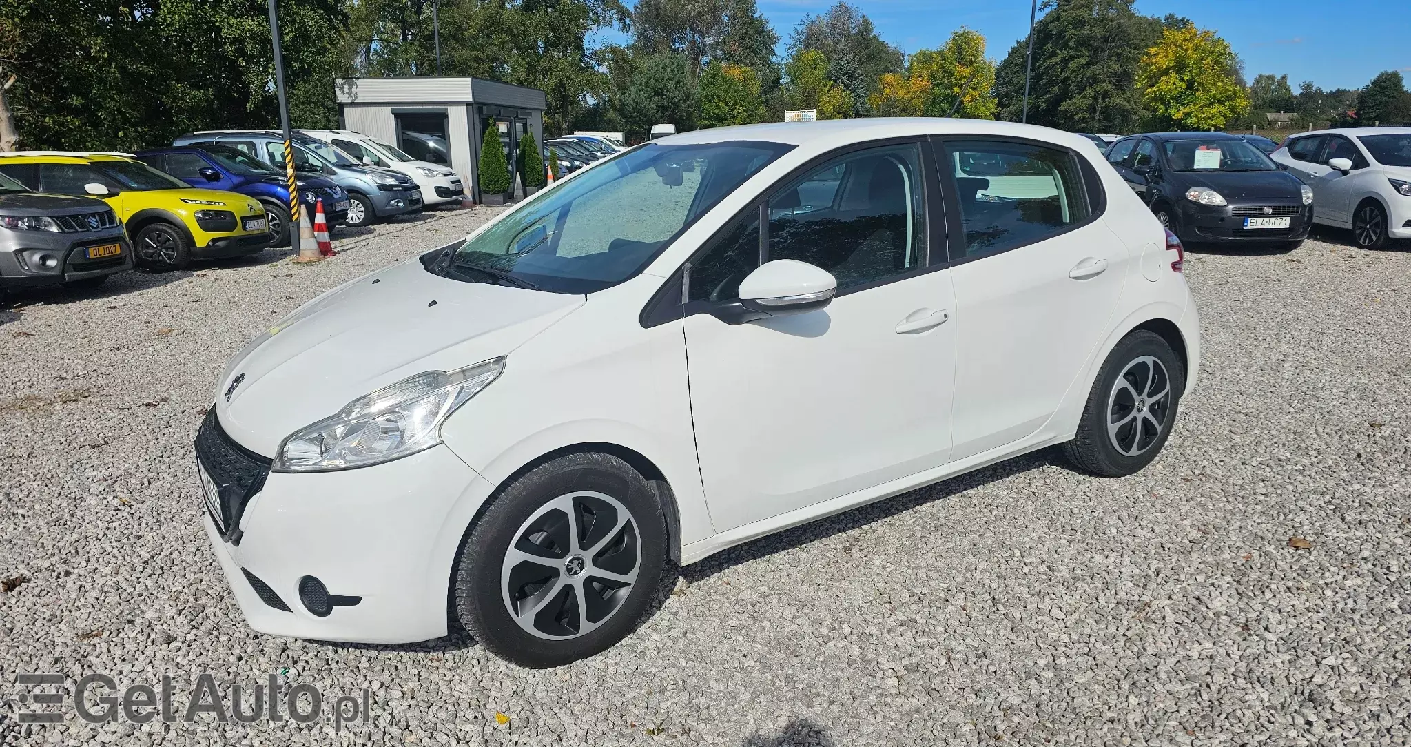 PEUGEOT 208 Active