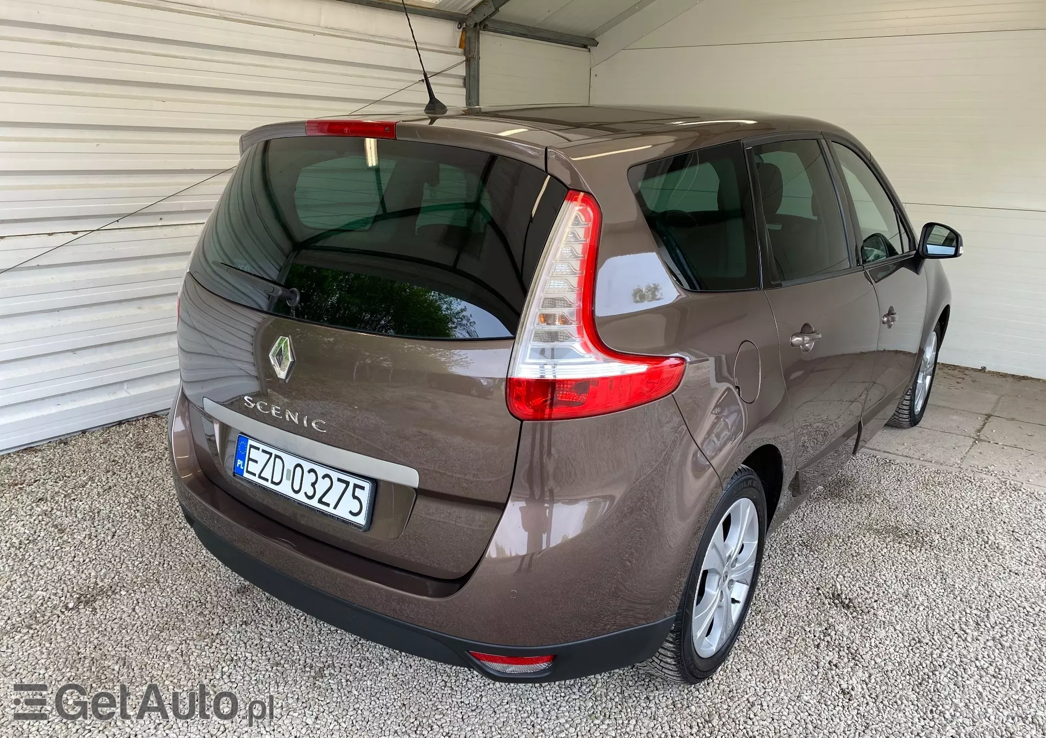 RENAULT Scenic Authentique 105