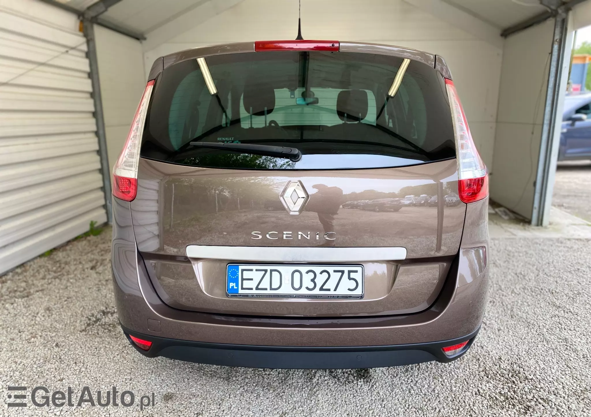 RENAULT Scenic Authentique 105