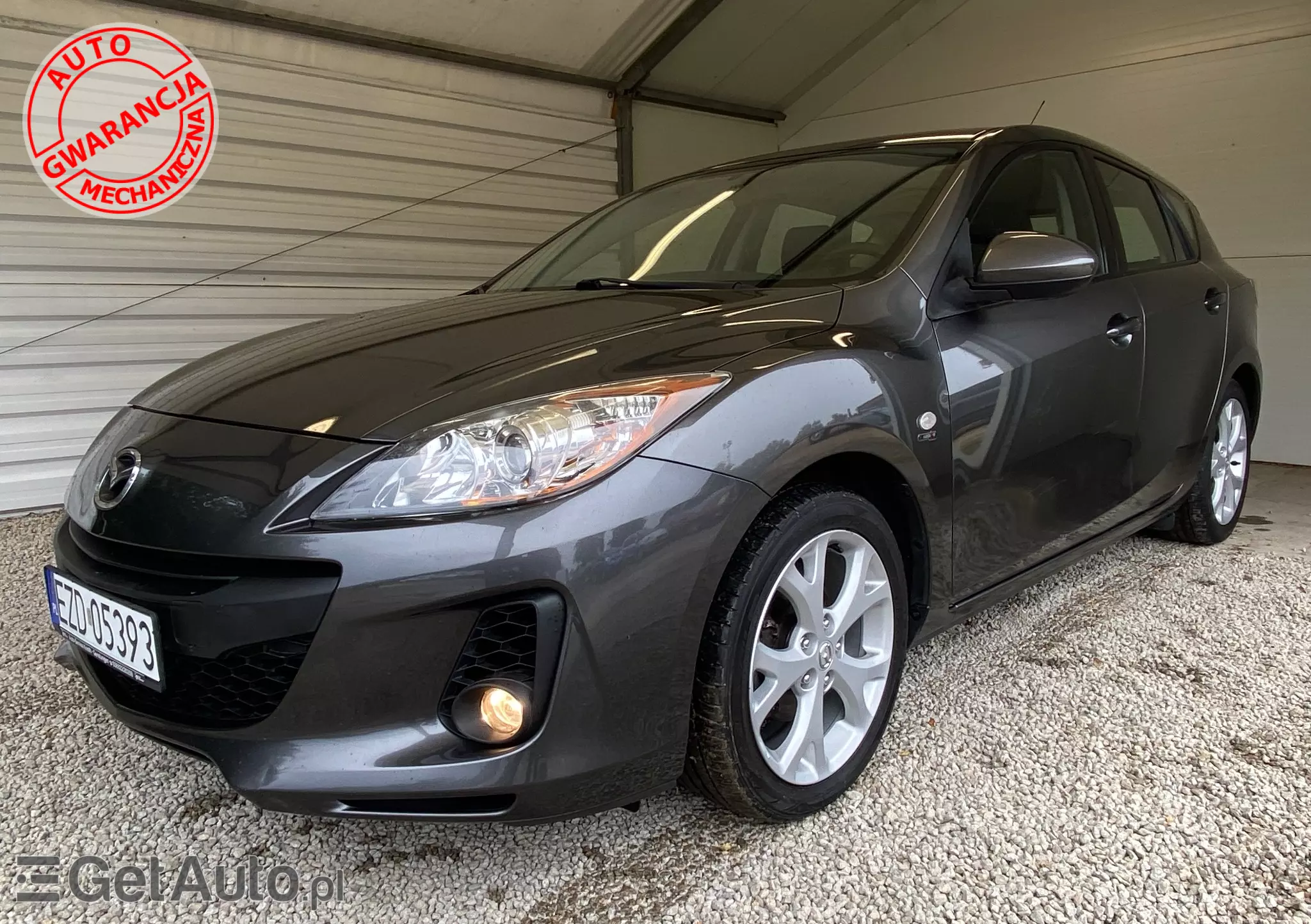 MAZDA 3 