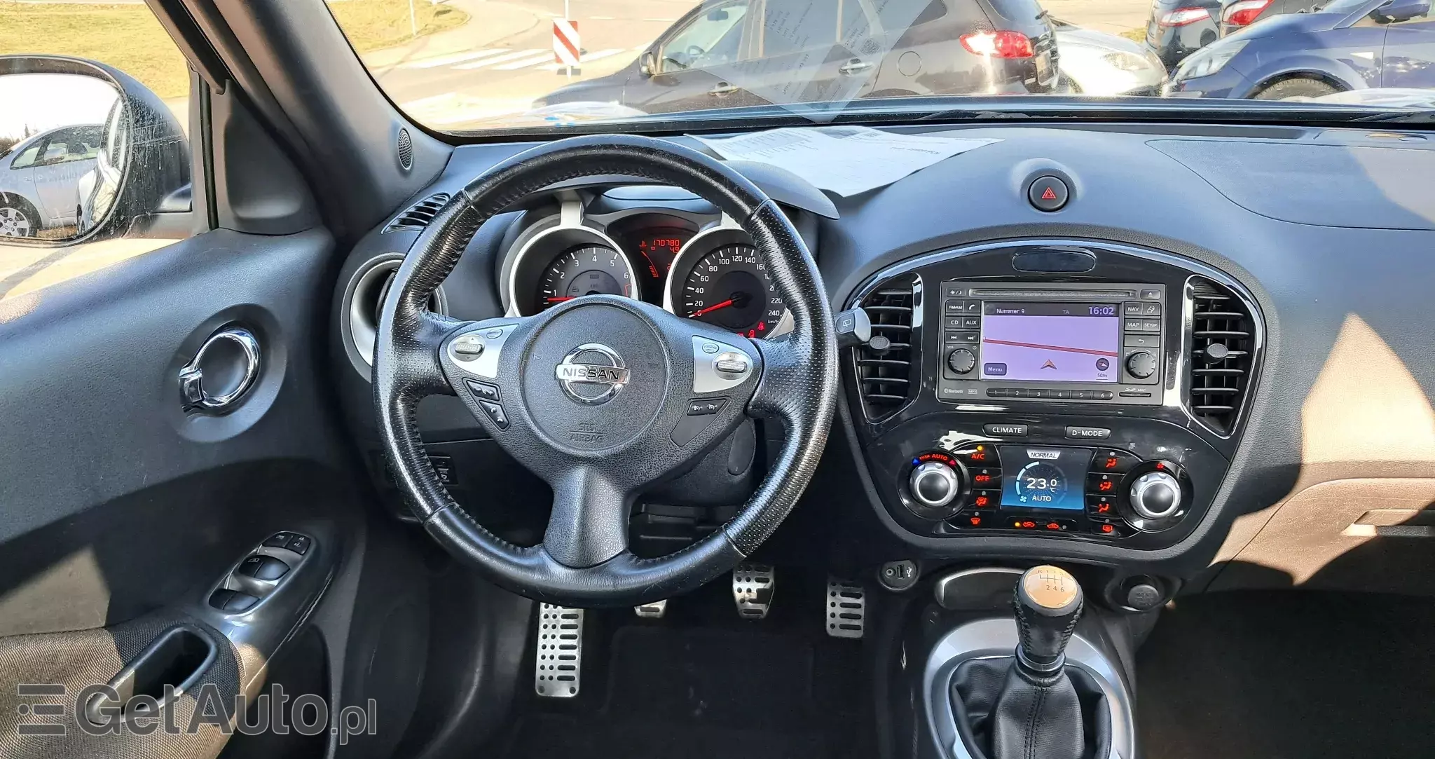 NISSAN Juke 