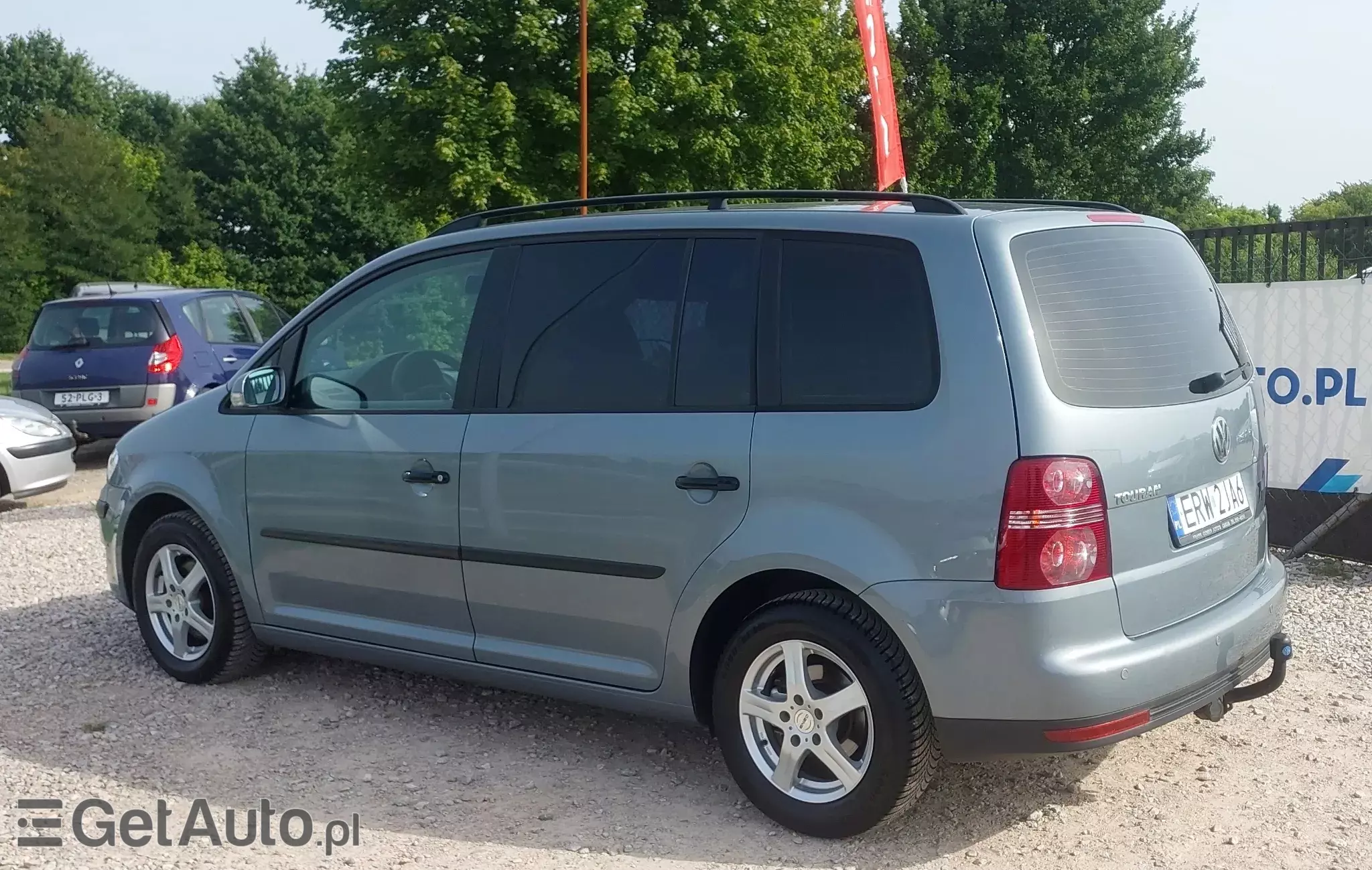 VOLKSWAGEN Touran Highline