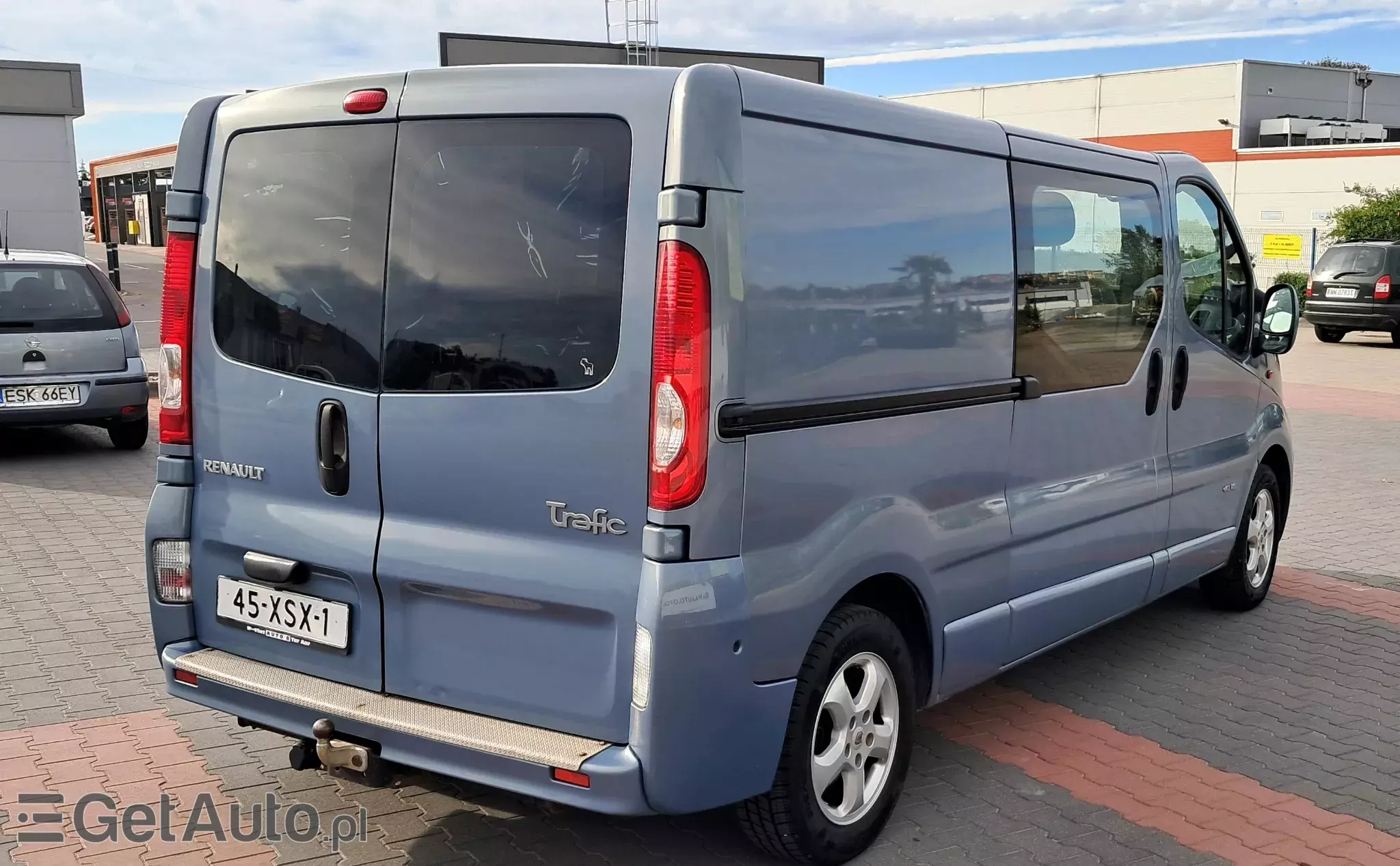 RENAULT Trafic 