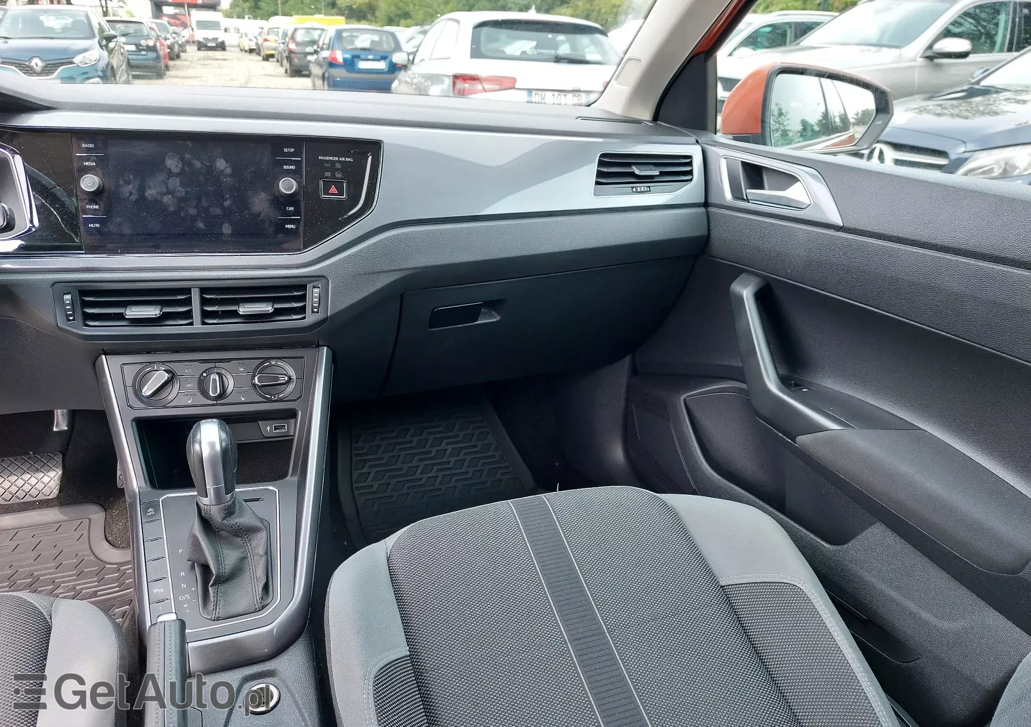 VOLKSWAGEN Polo Comfortline DSG