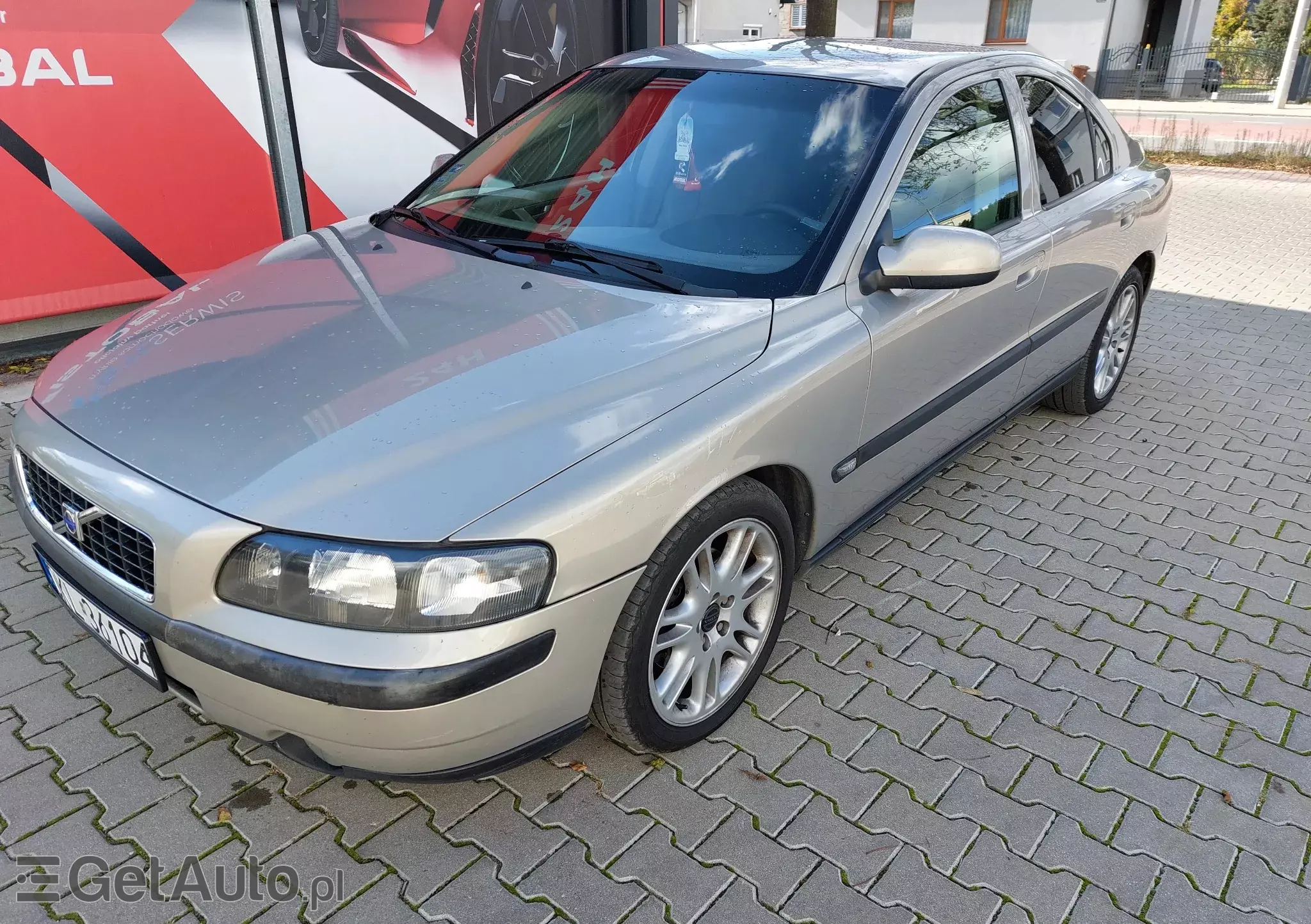 VOLVO S60 