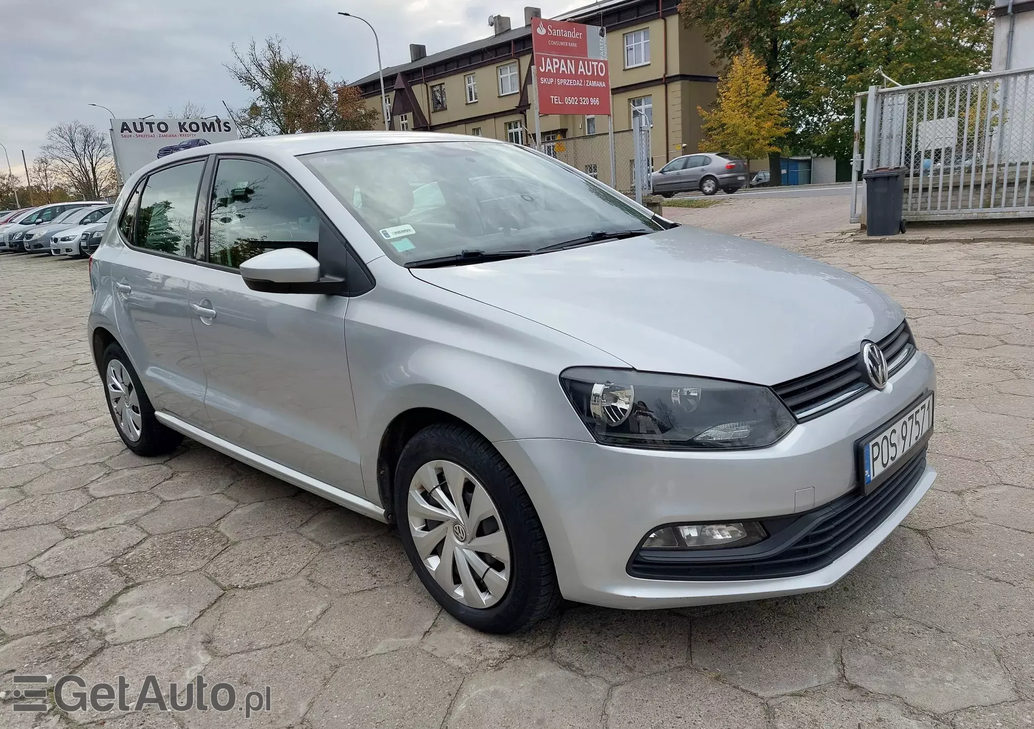 VOLKSWAGEN Polo 