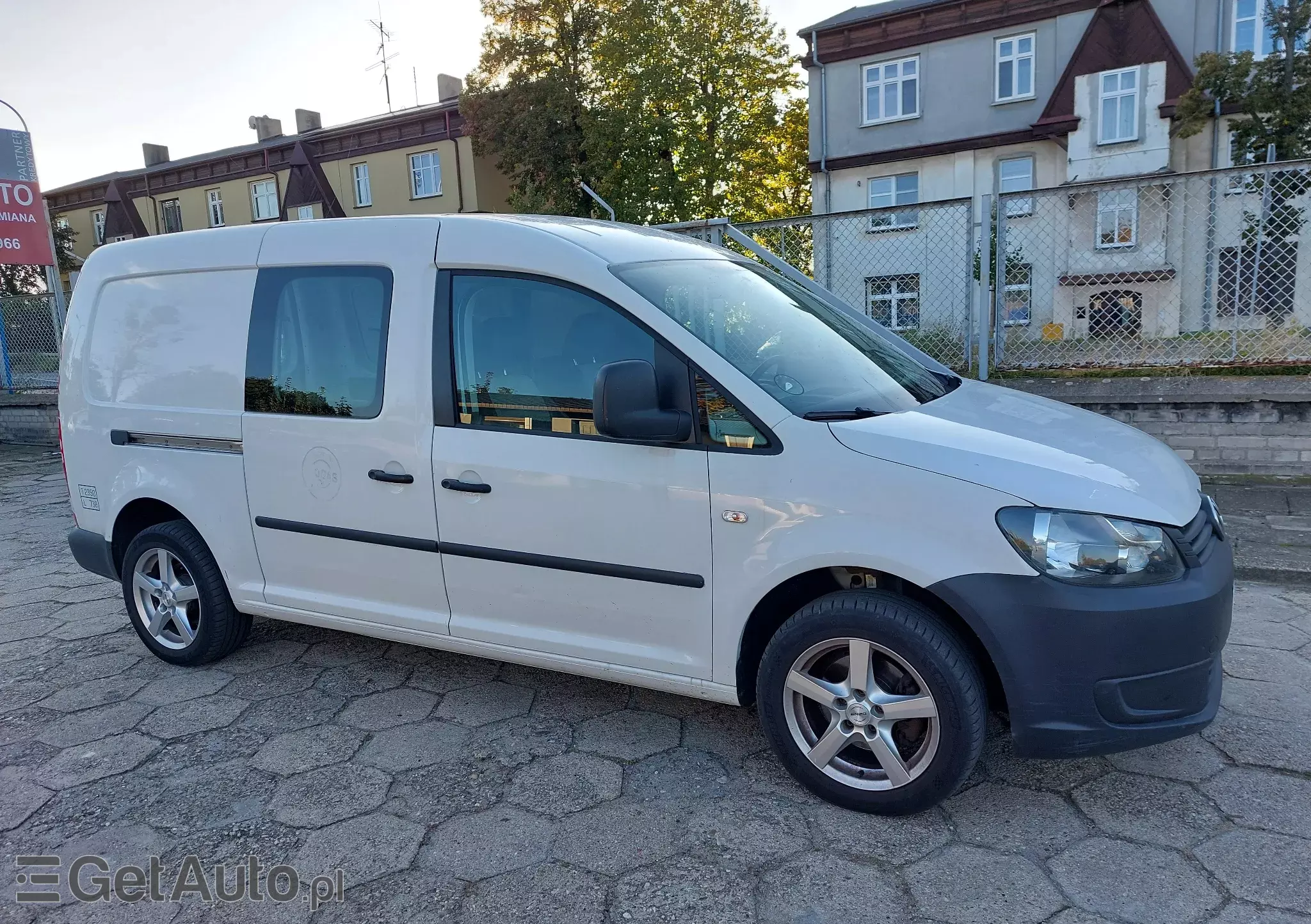 VOLKSWAGEN Caddy Maxi 