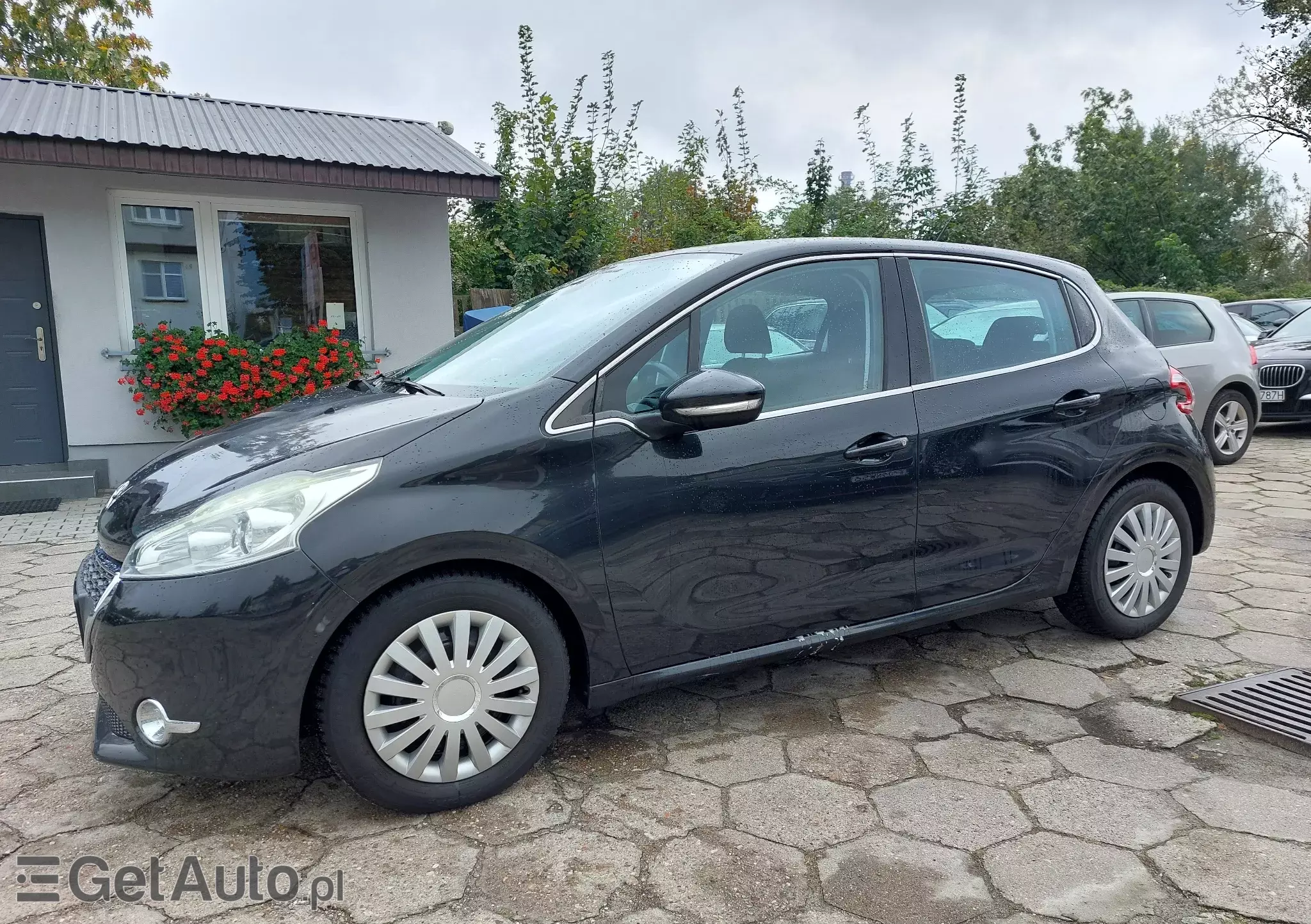 PEUGEOT 208 Allure