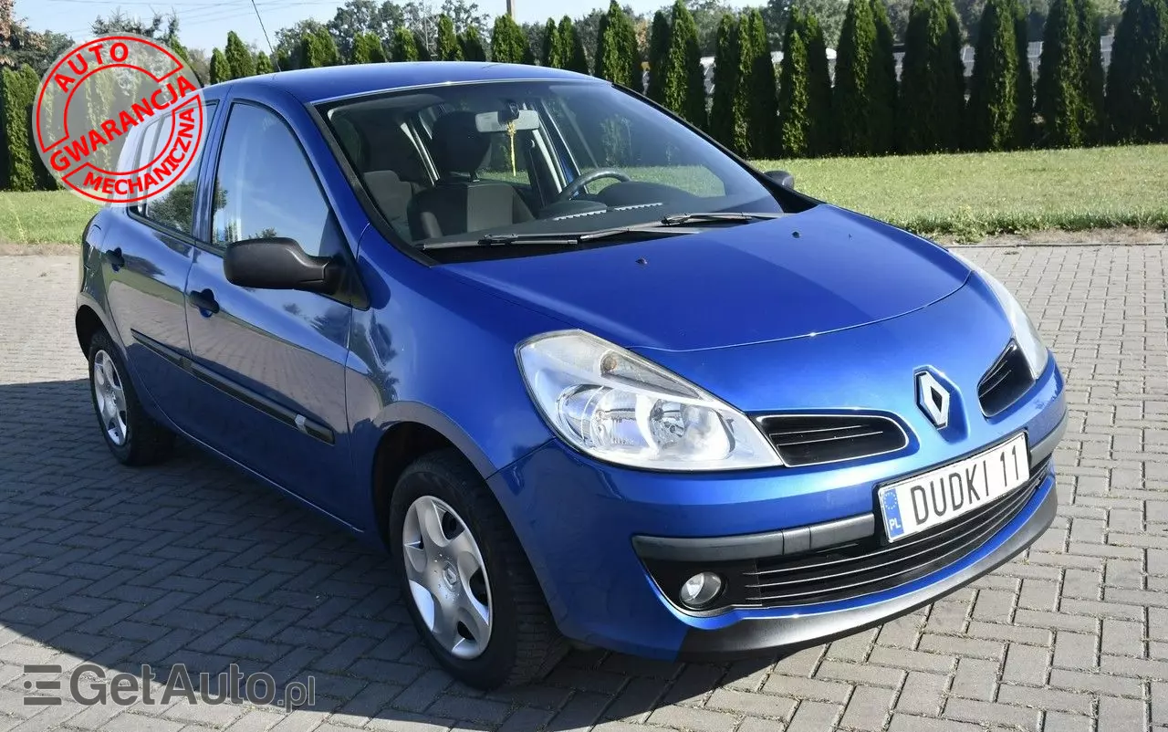 RENAULT Clio 