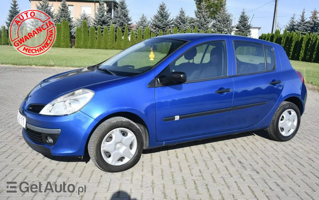 RENAULT Clio 