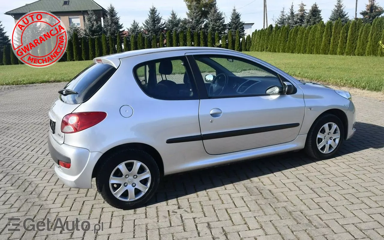 PEUGEOT 206 