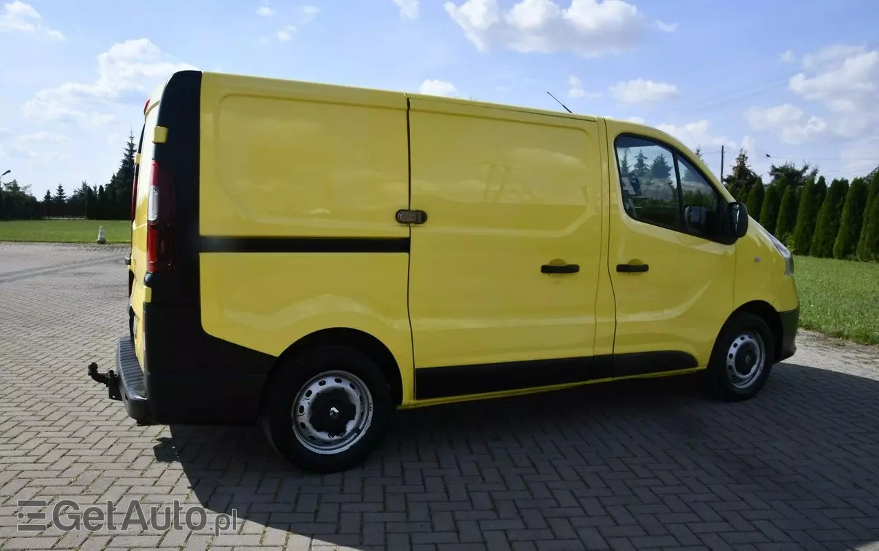 RENAULT Trafic 