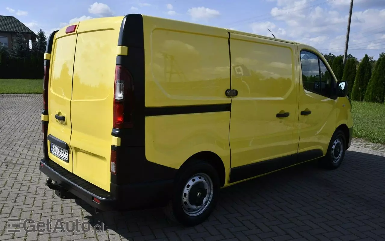 RENAULT Trafic 