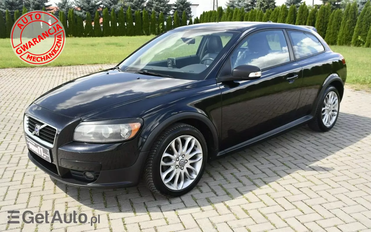 VOLVO C30 