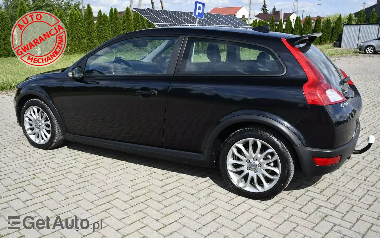 VOLVO C30 