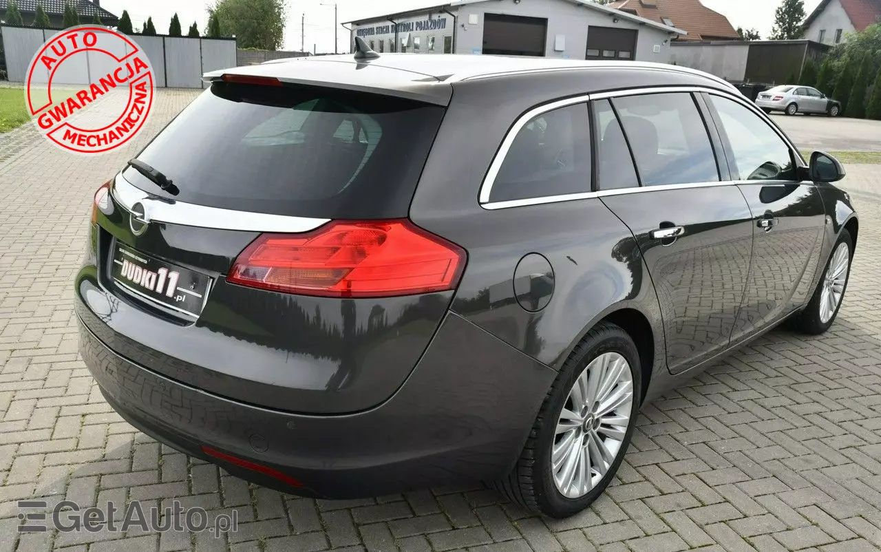 OPEL Insignia 