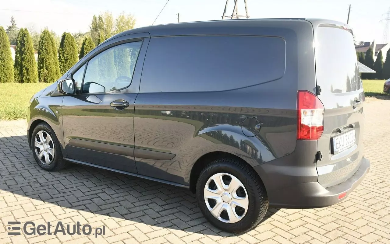 FORD Transit Courier Van 