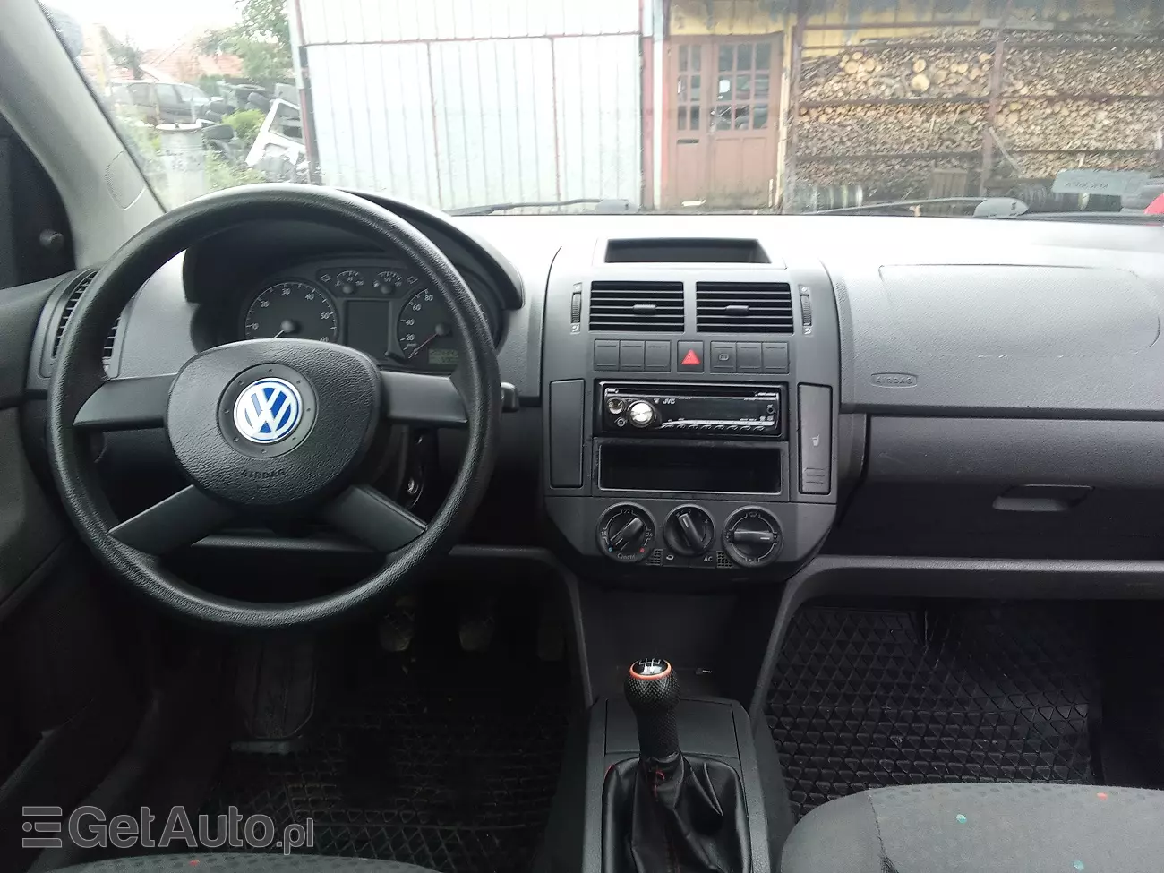 VOLKSWAGEN Polo Comfortline