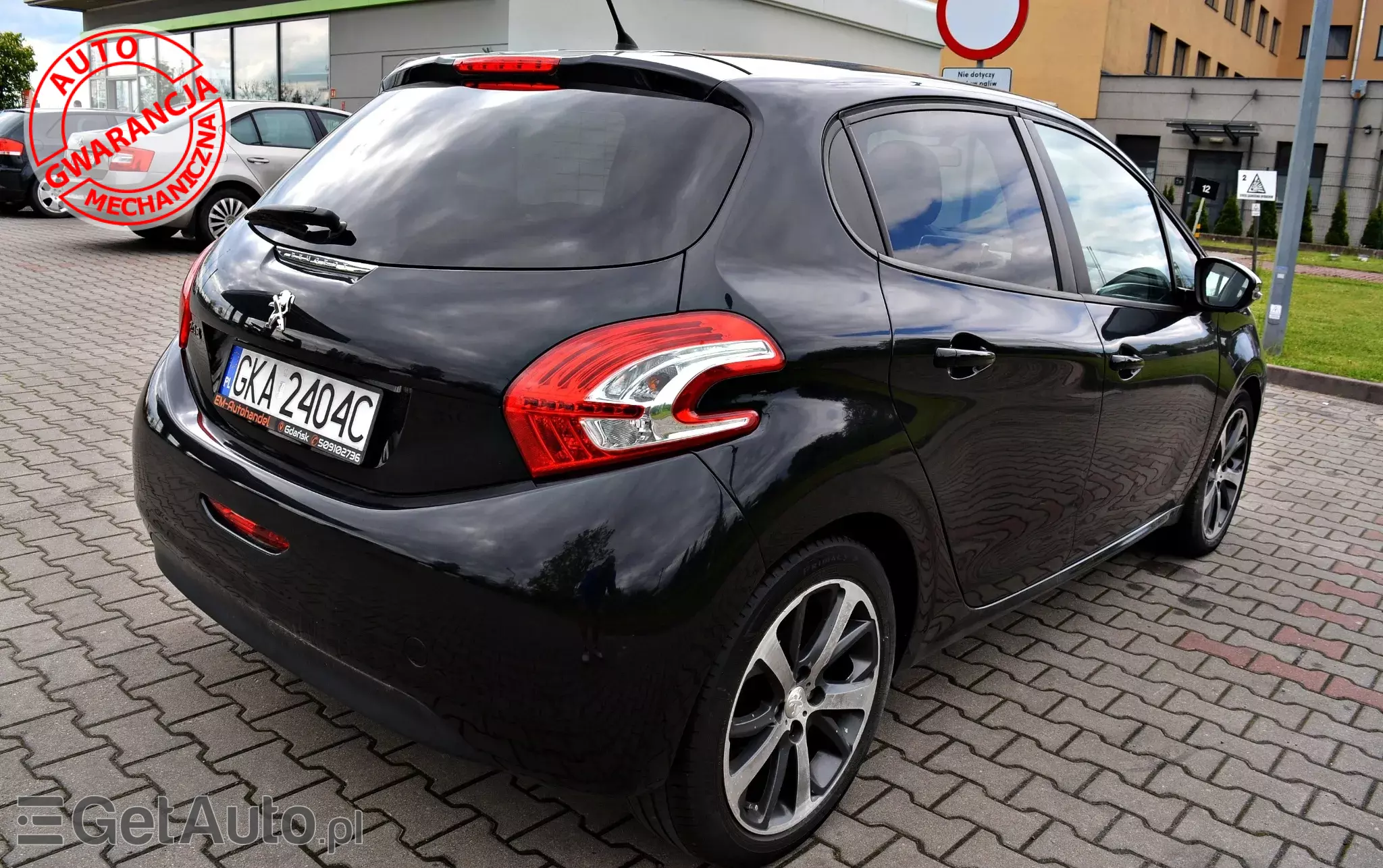 PEUGEOT 208 Access