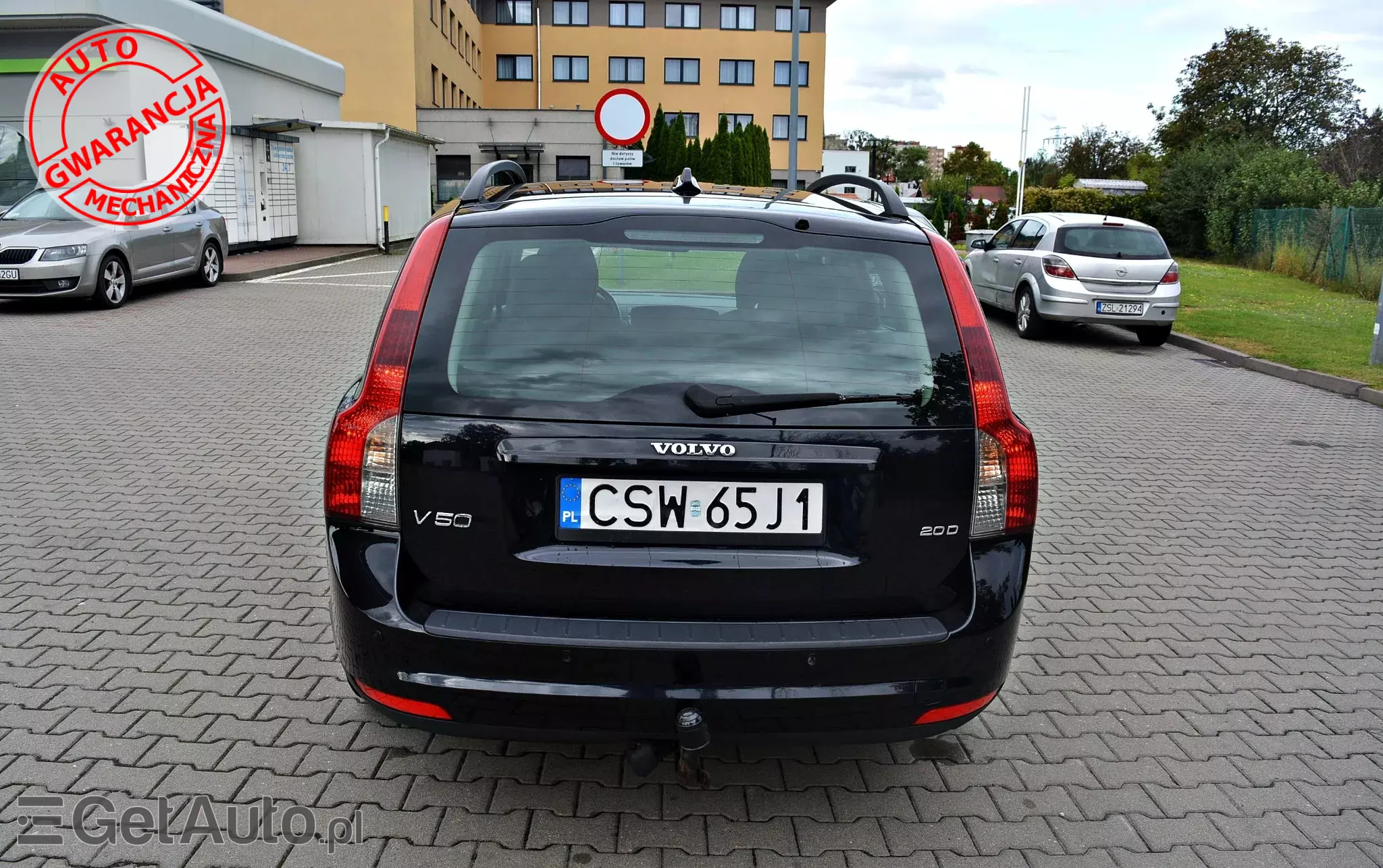 VOLVO V50 