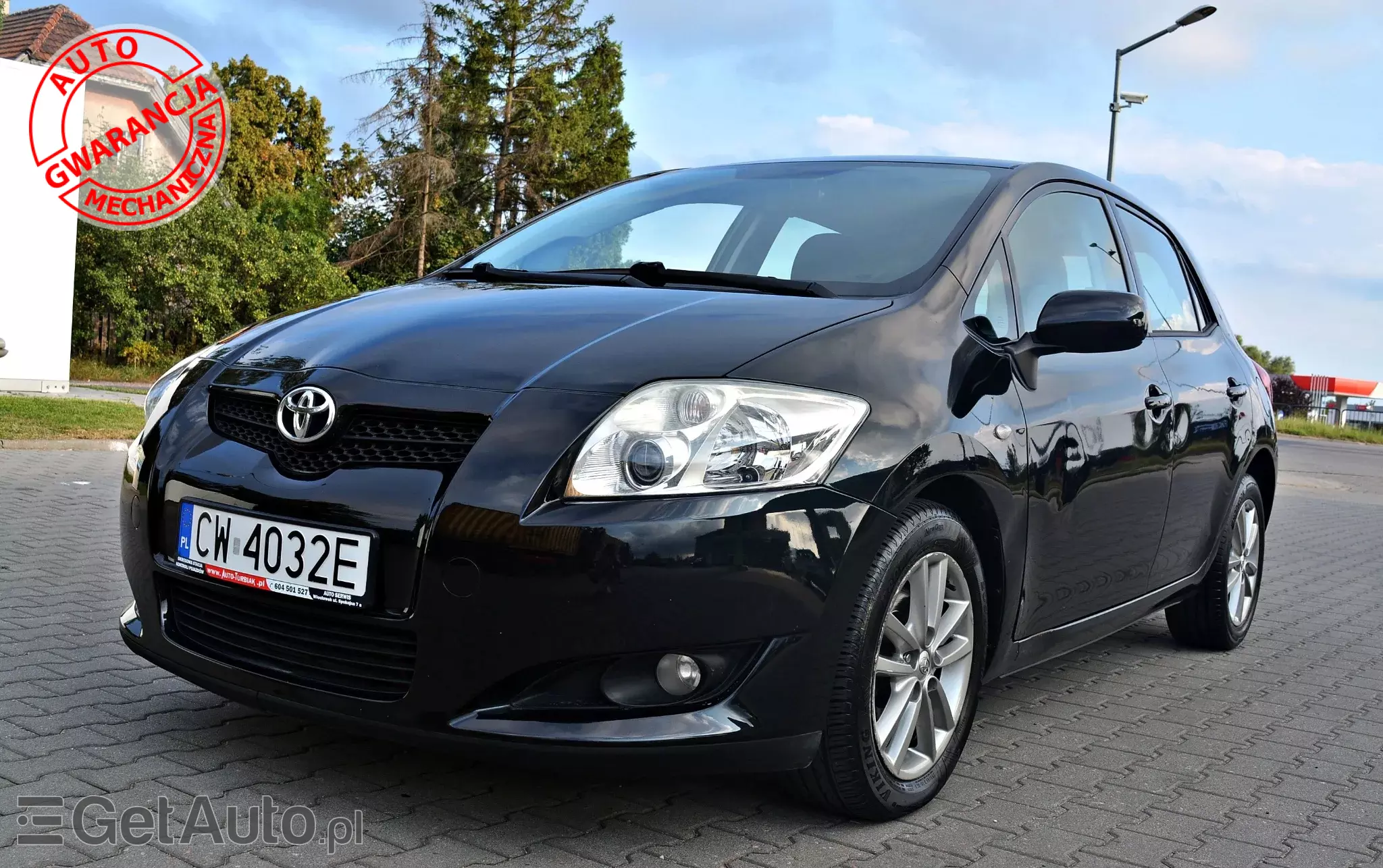 TOYOTA Auris 