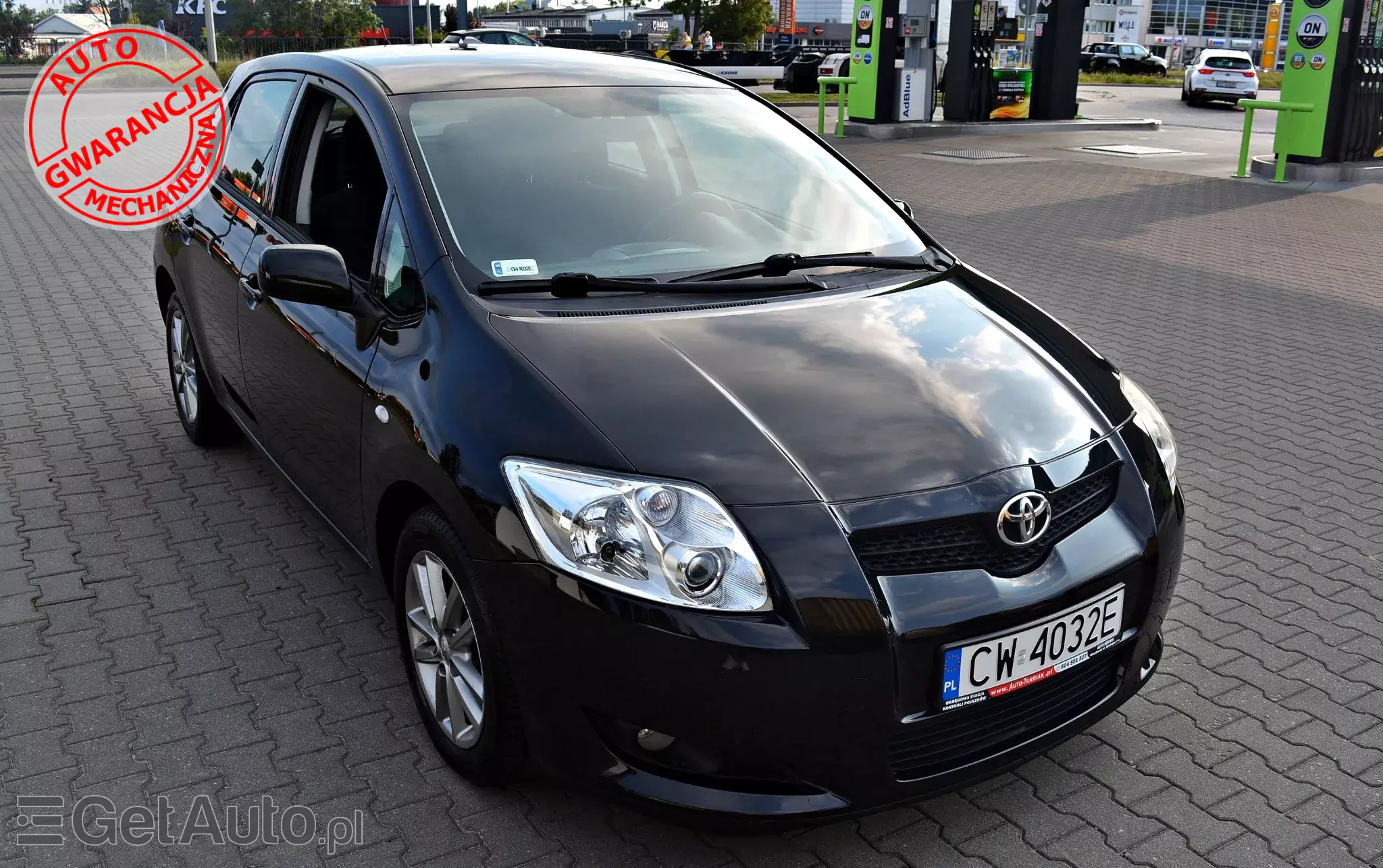 TOYOTA Auris 