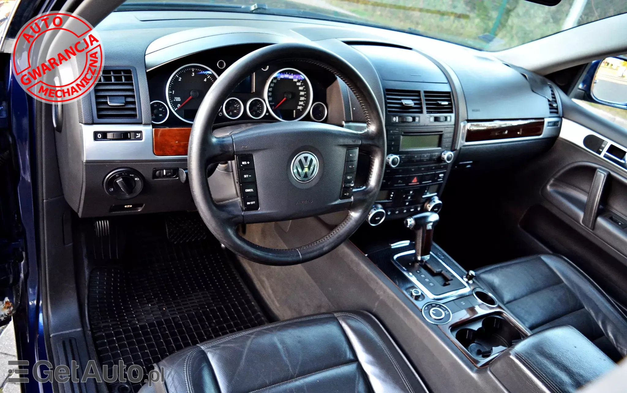 VOLKSWAGEN Touareg Tiptronic