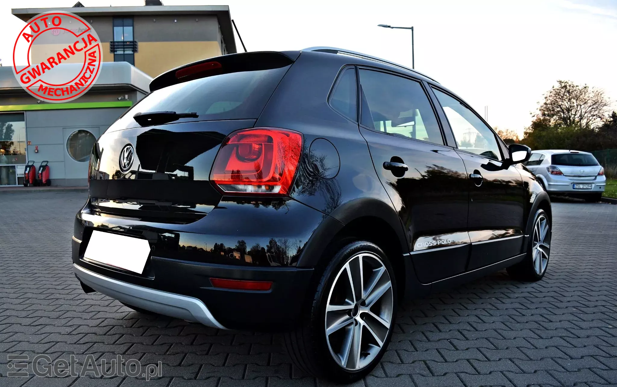 VOLKSWAGEN Polo Cross