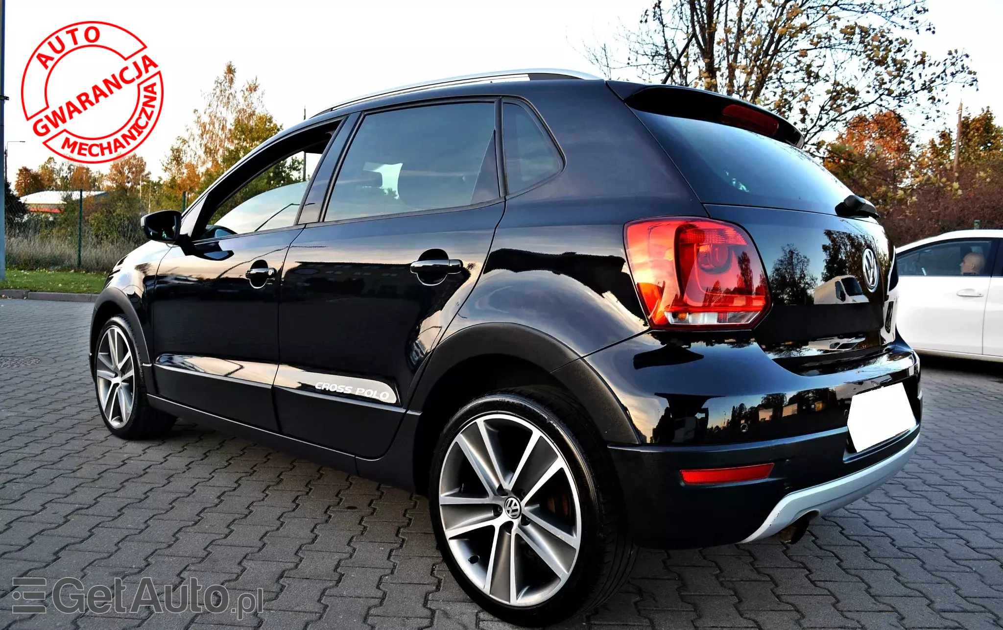 VOLKSWAGEN Polo Cross