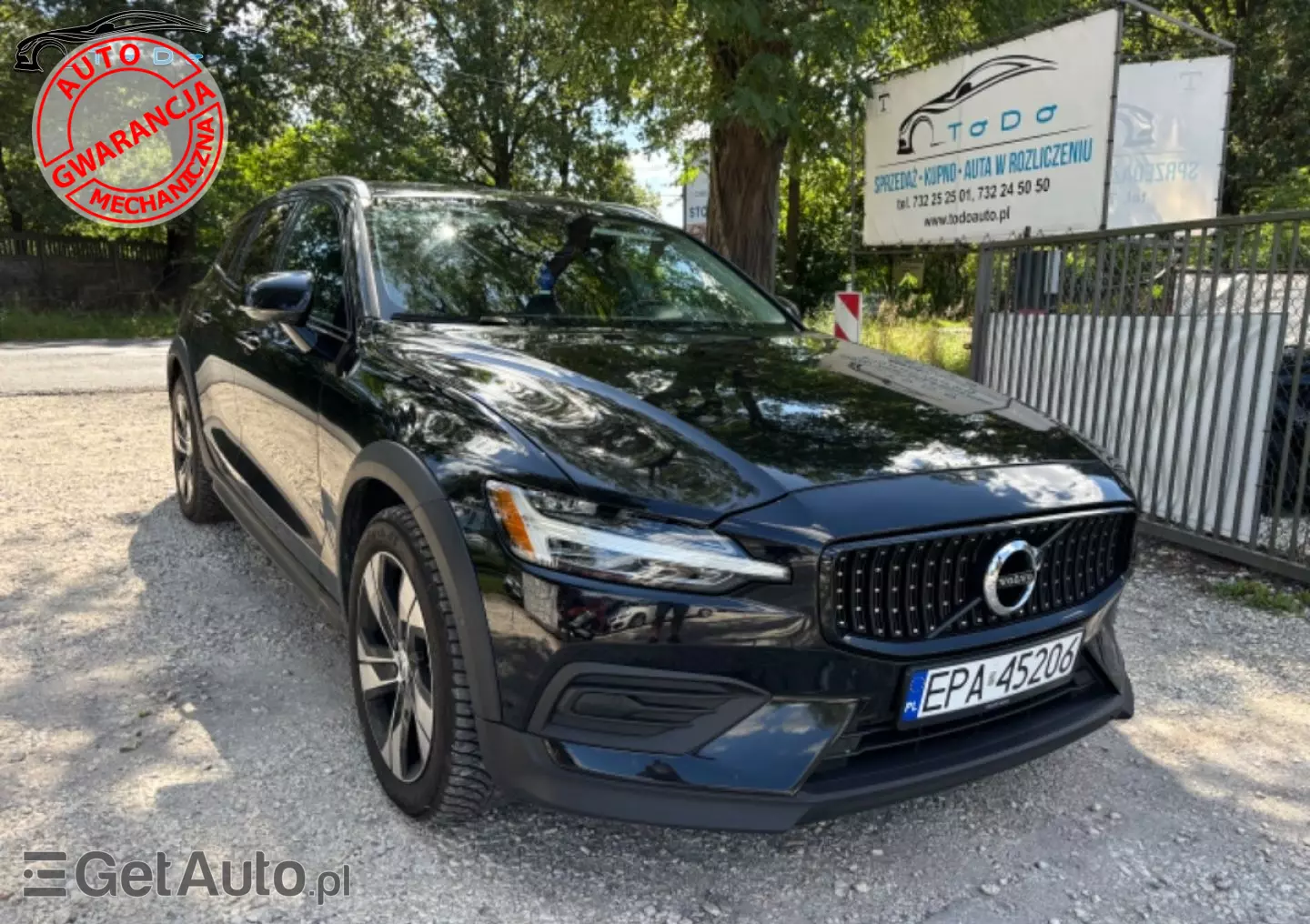 VOLVO V60 Cross Country Pro T5 AWD