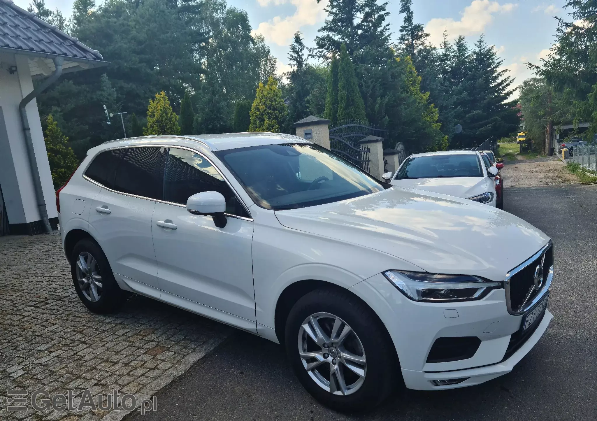 VOLVO XC 60 Momentum