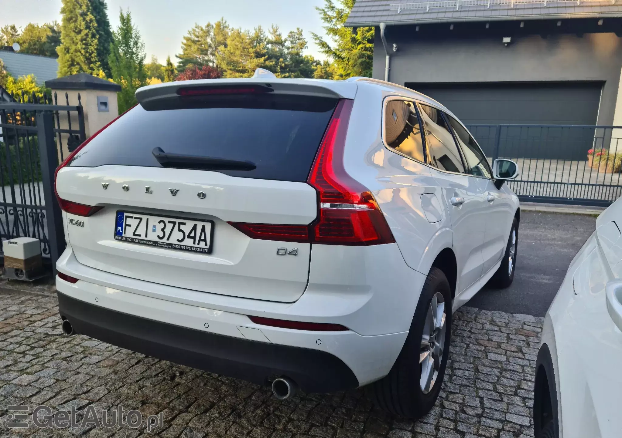 VOLVO XC 60 Momentum