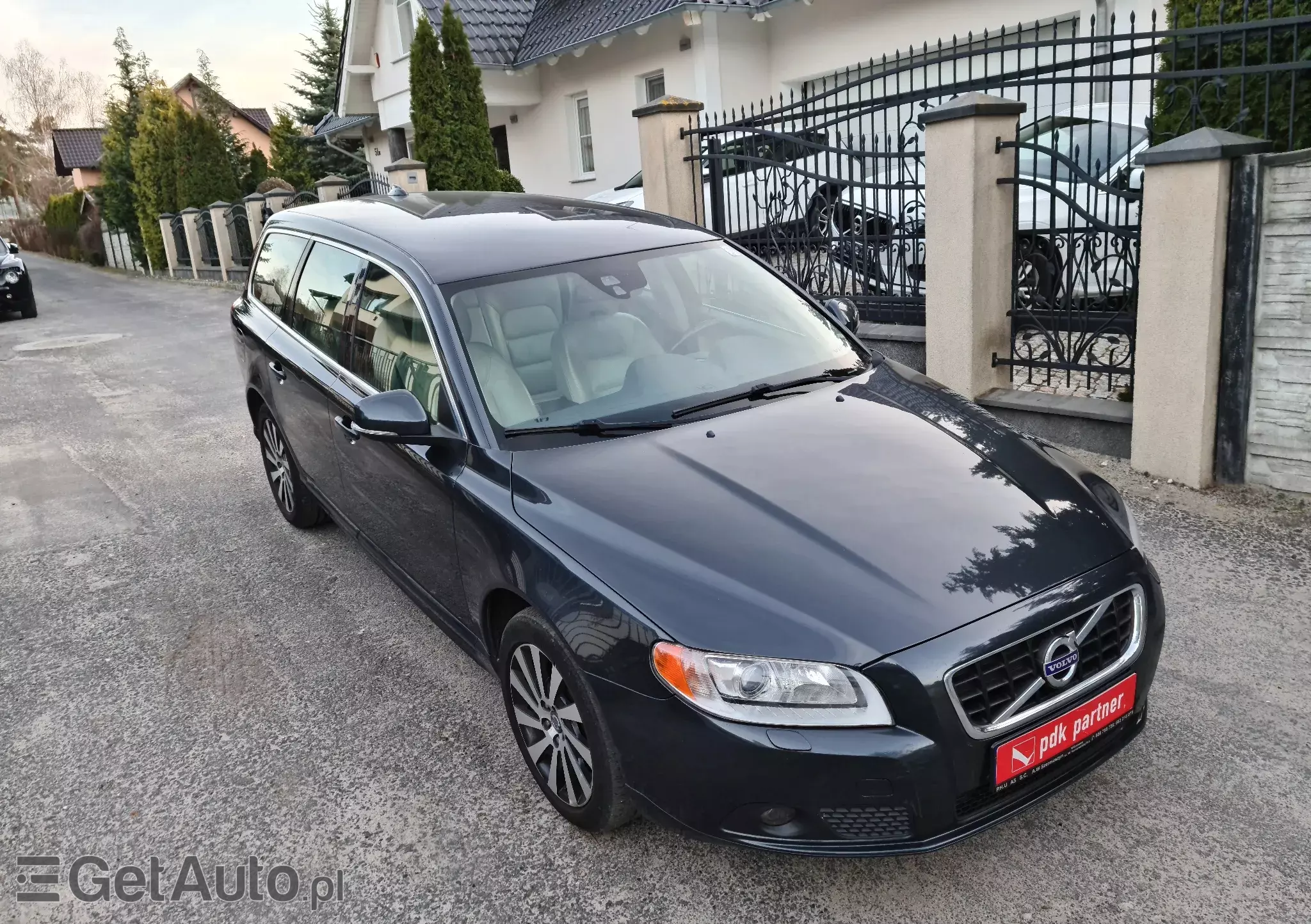 VOLVO V70 Momentum