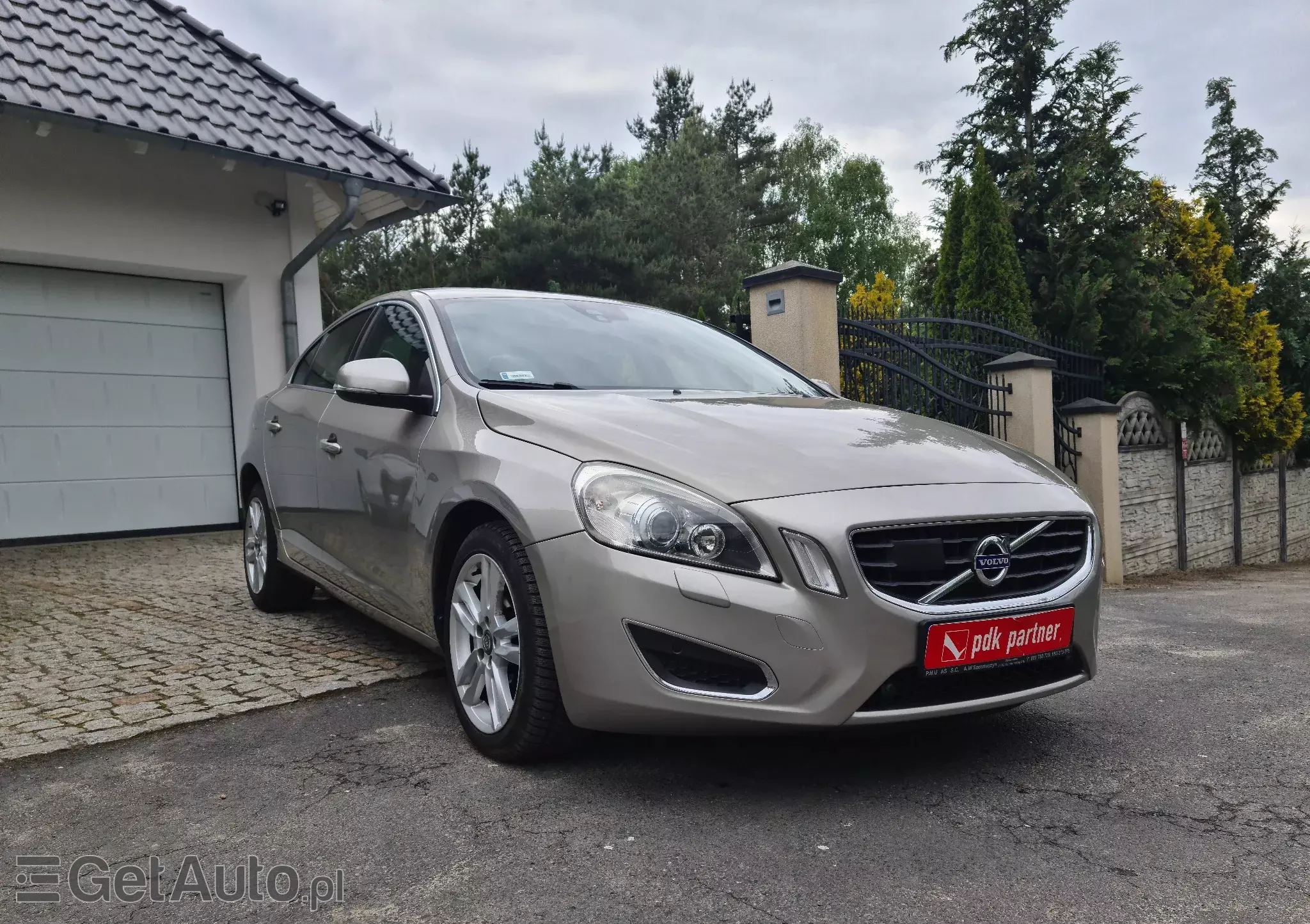 VOLVO S60 Momentum