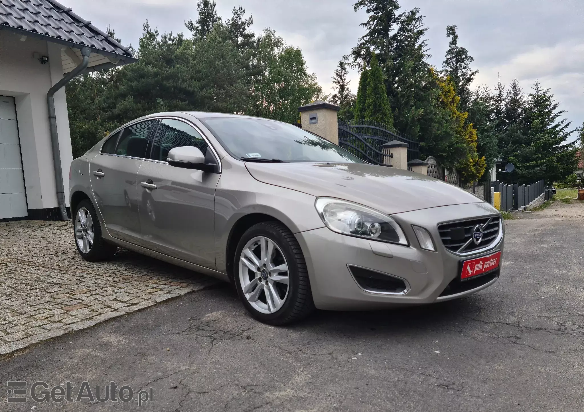 VOLVO S60 Momentum