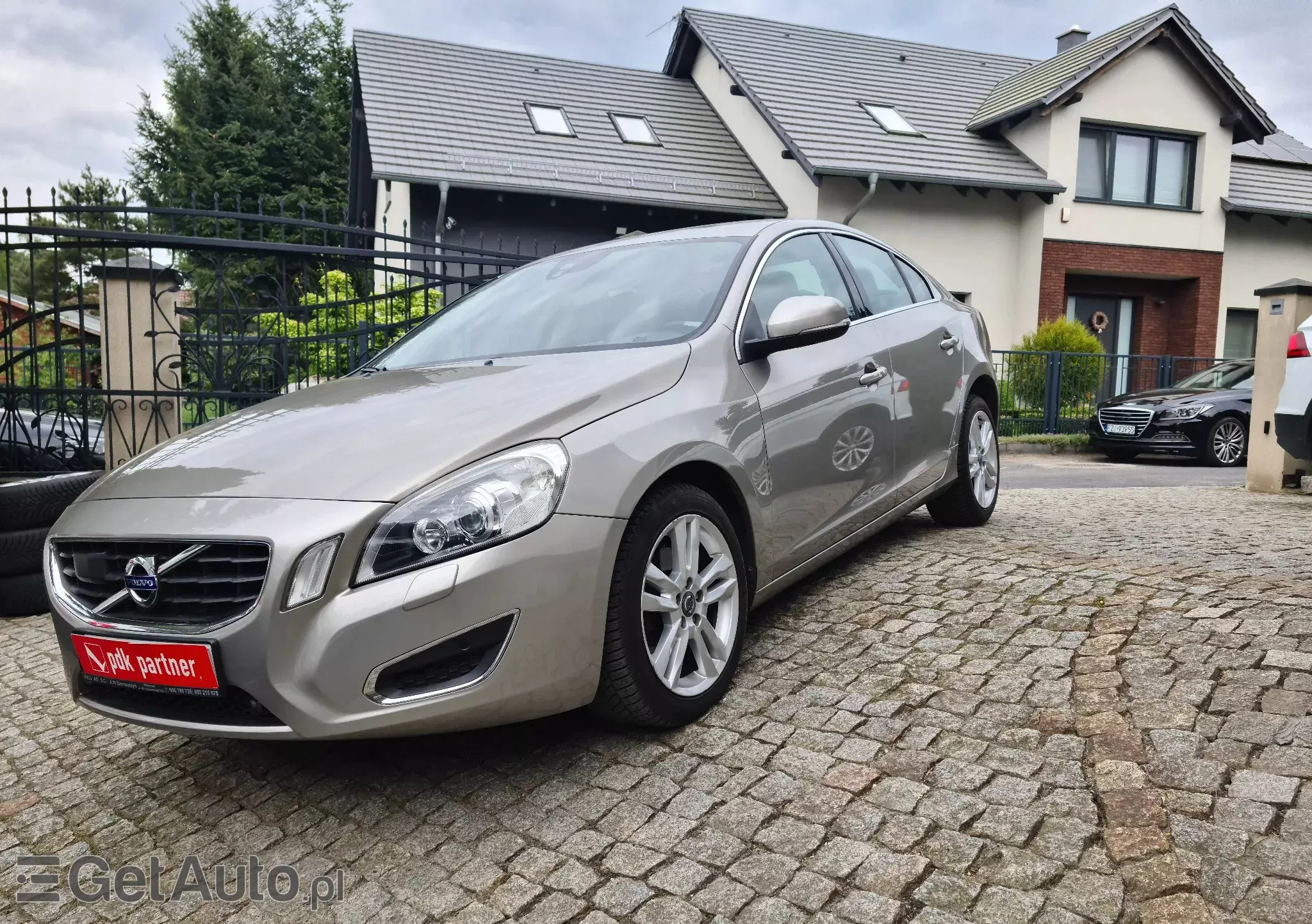 VOLVO S60 Momentum