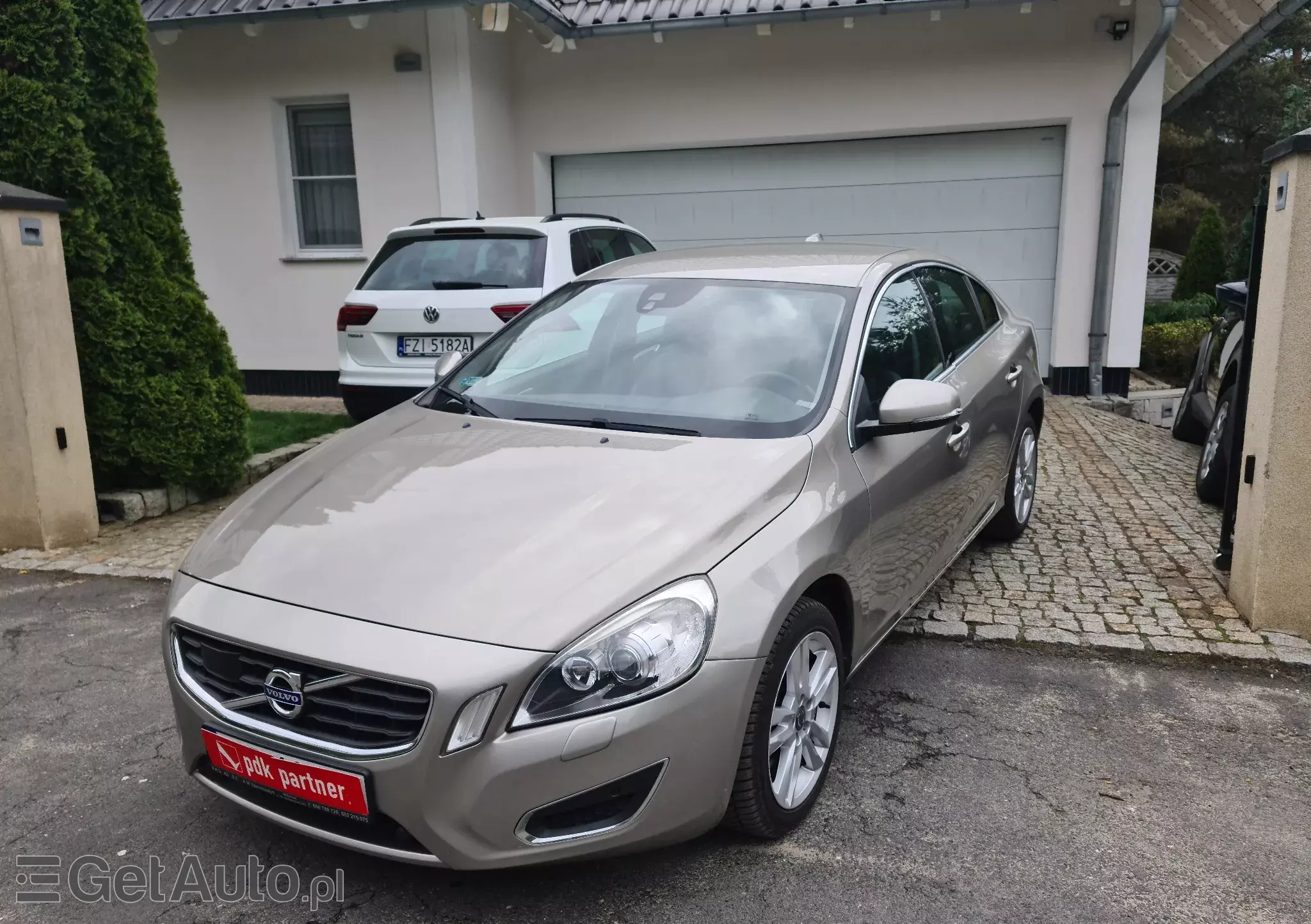 VOLVO S60 Momentum