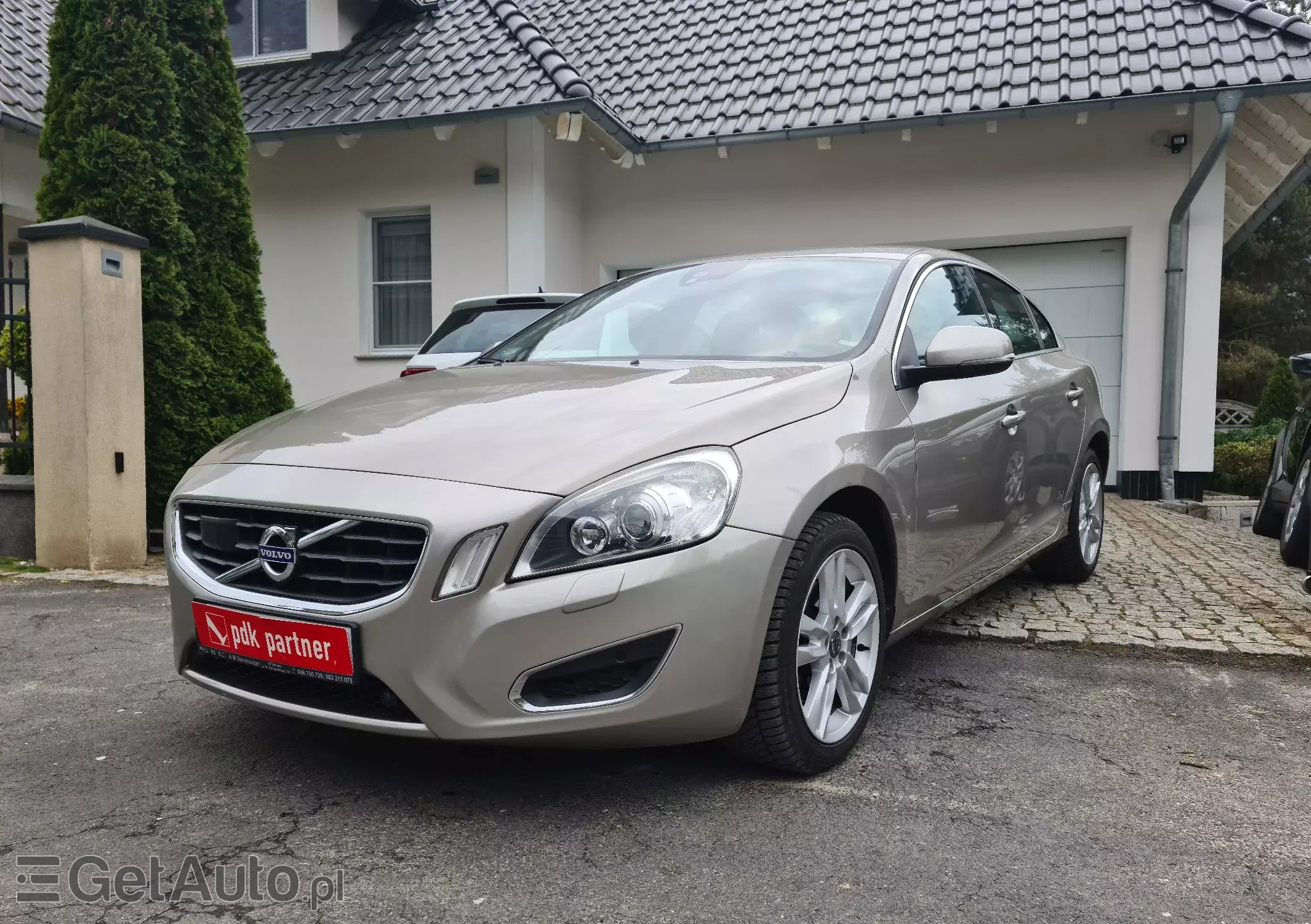 VOLVO S60 Momentum