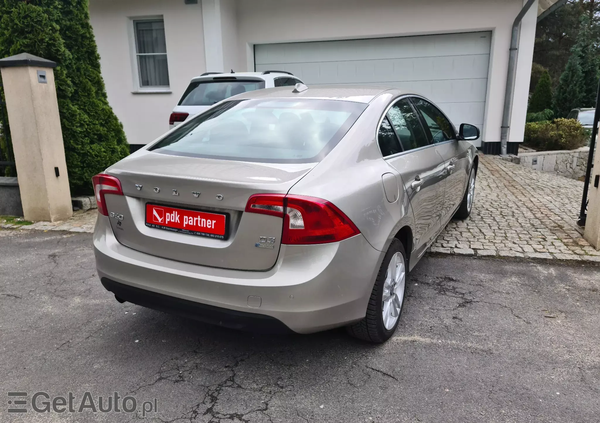 VOLVO S60 Momentum