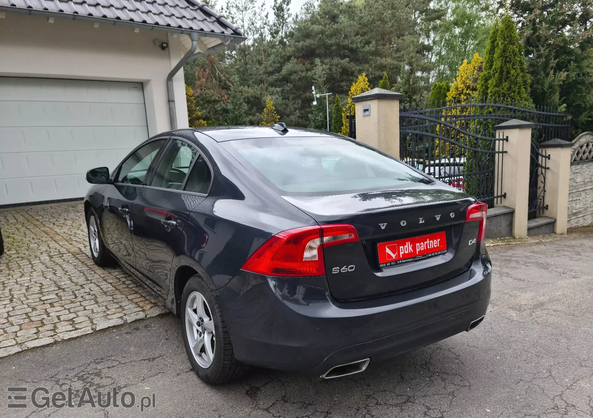 VOLVO S60 