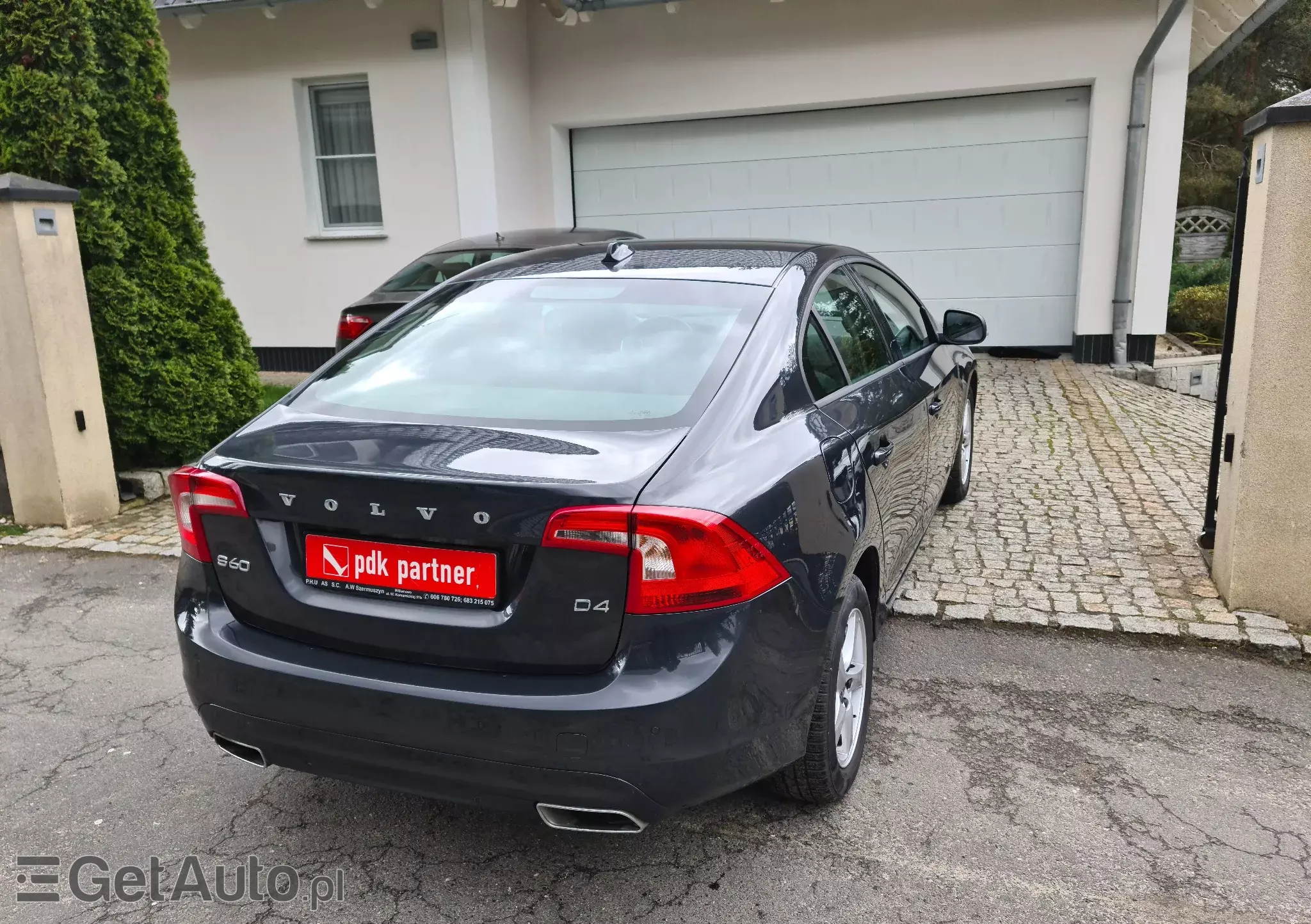 VOLVO S60 