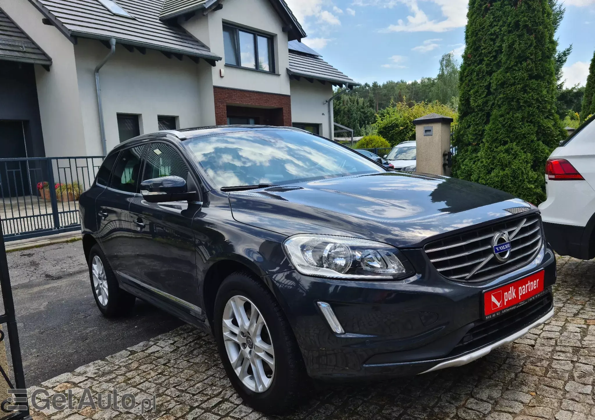 VOLVO XC 60 Momentum