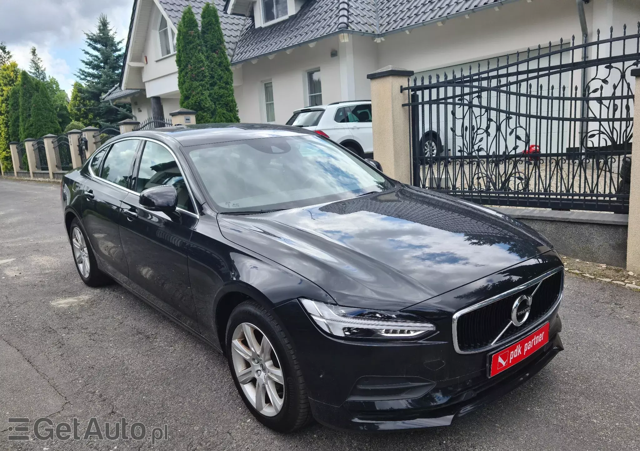 VOLVO S90 Momentum