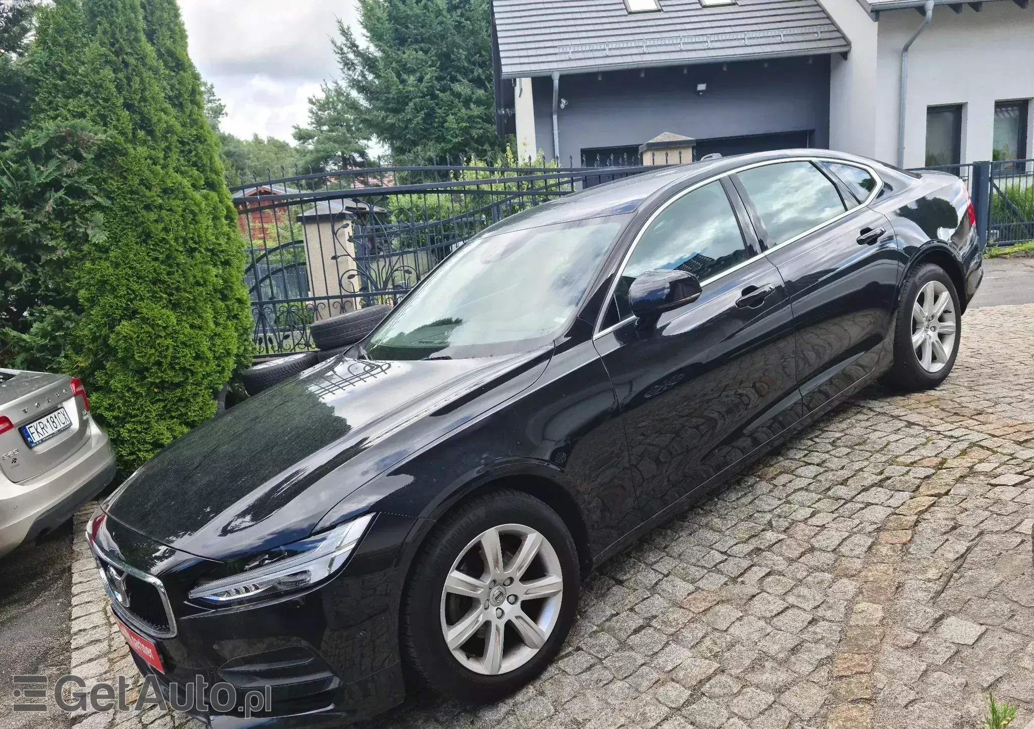 VOLVO S90 Momentum