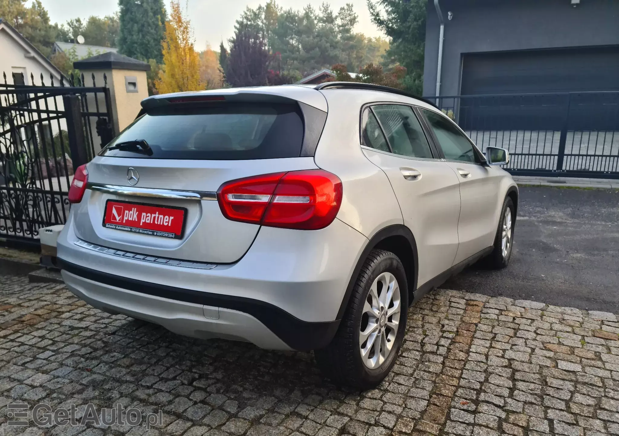 MERCEDES-BENZ GLA 