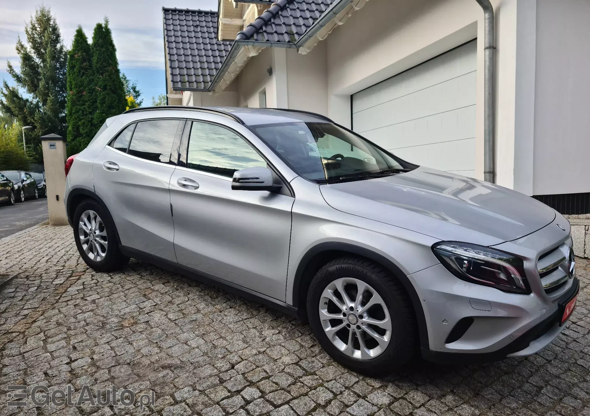 MERCEDES-BENZ GLA DCT