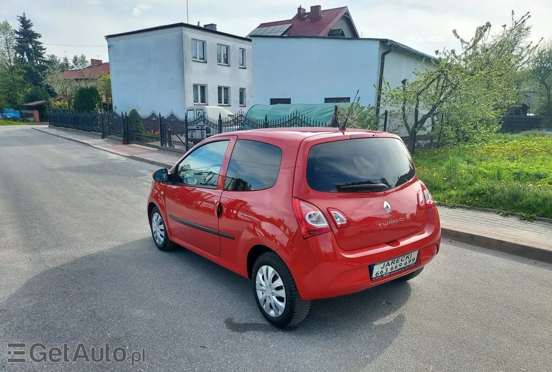 RENAULT Twingo 