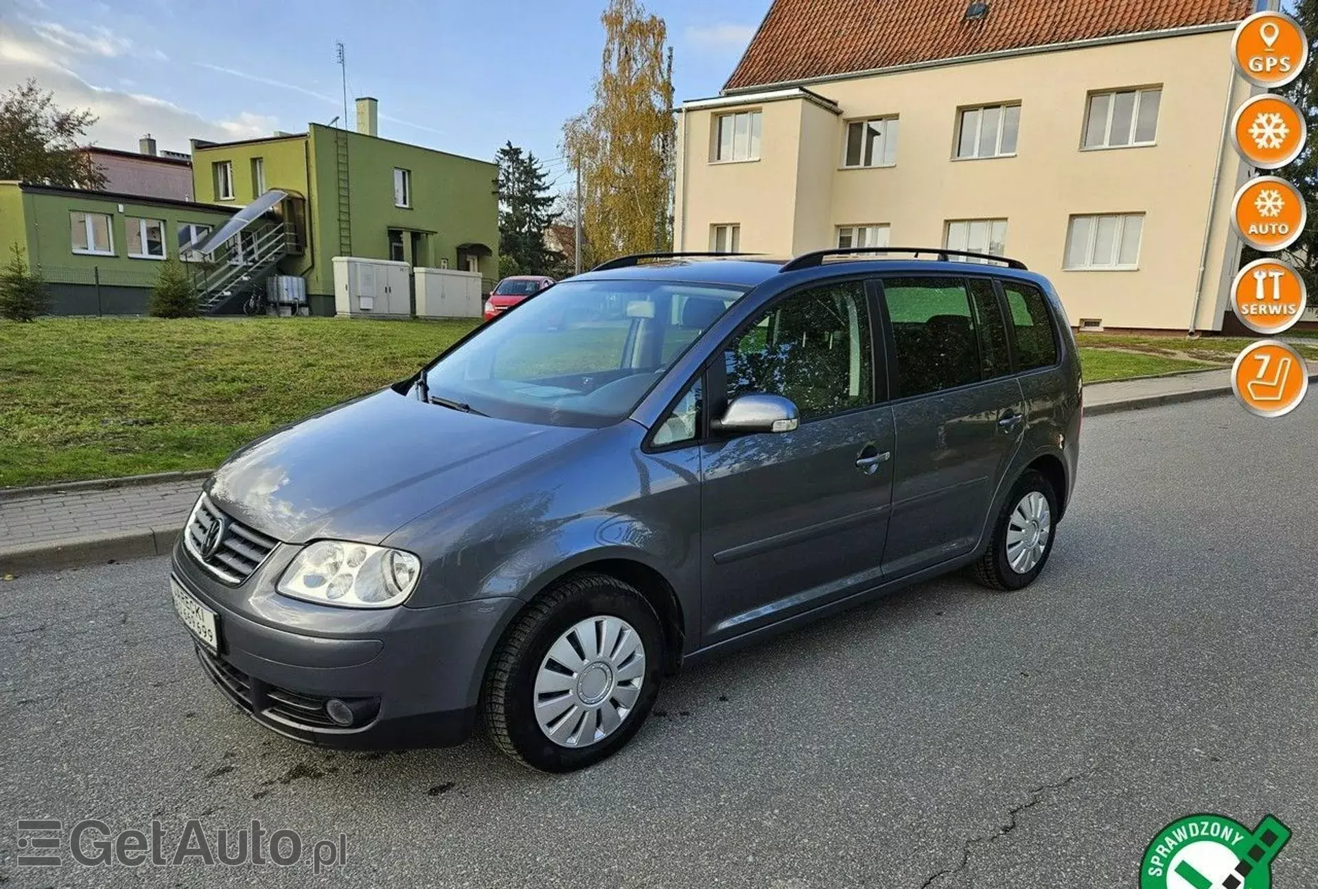 VOLKSWAGEN Touran 